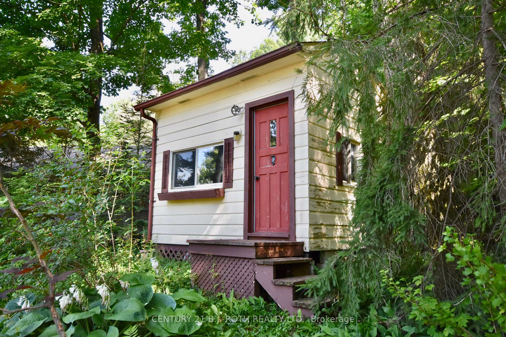 Photo 22 of 1359 St Vincent Street, Springwater, Midhurst — HOMEH