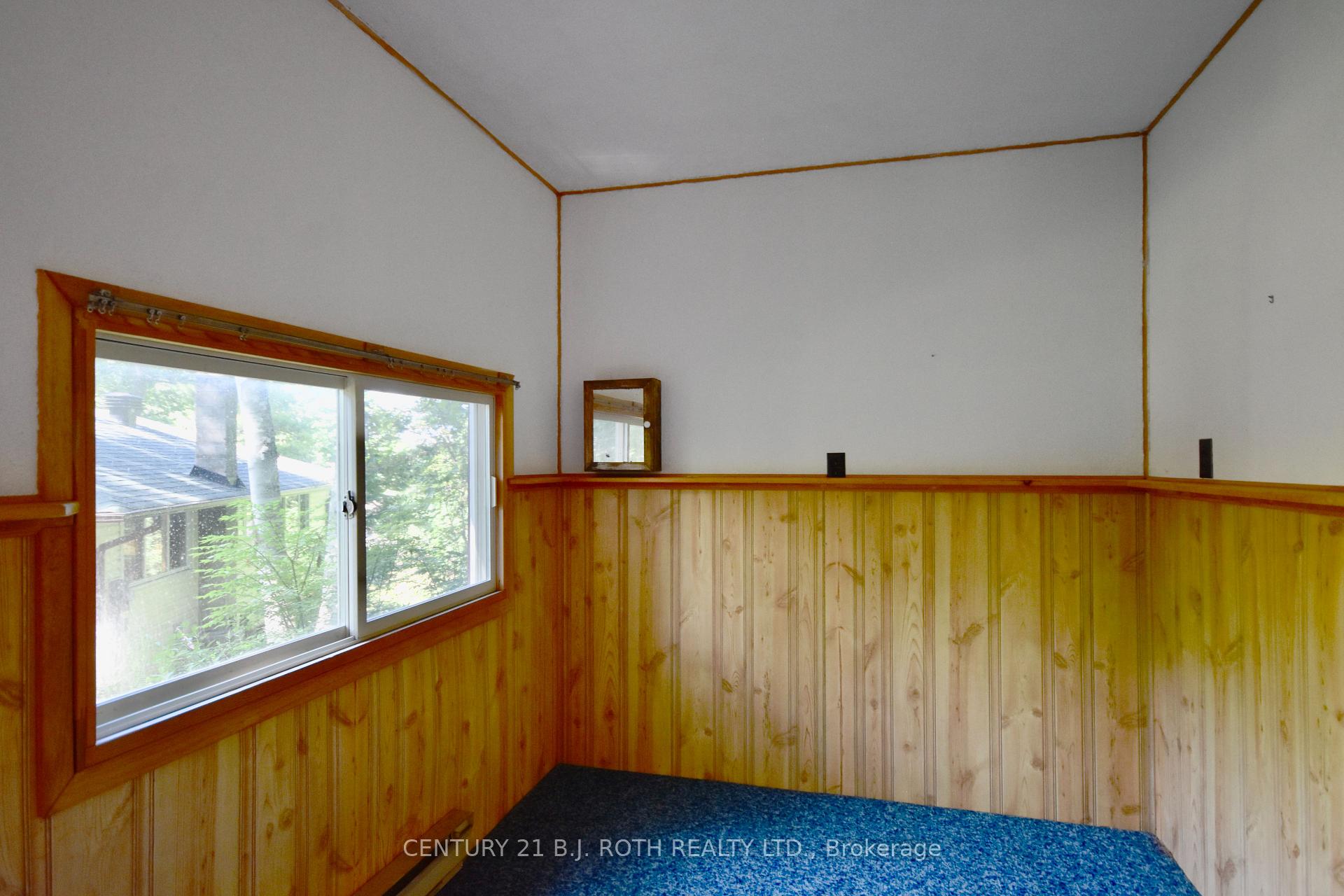 Photo 14 of 1359 St Vincent Street, Springwater, Midhurst — HOMEH