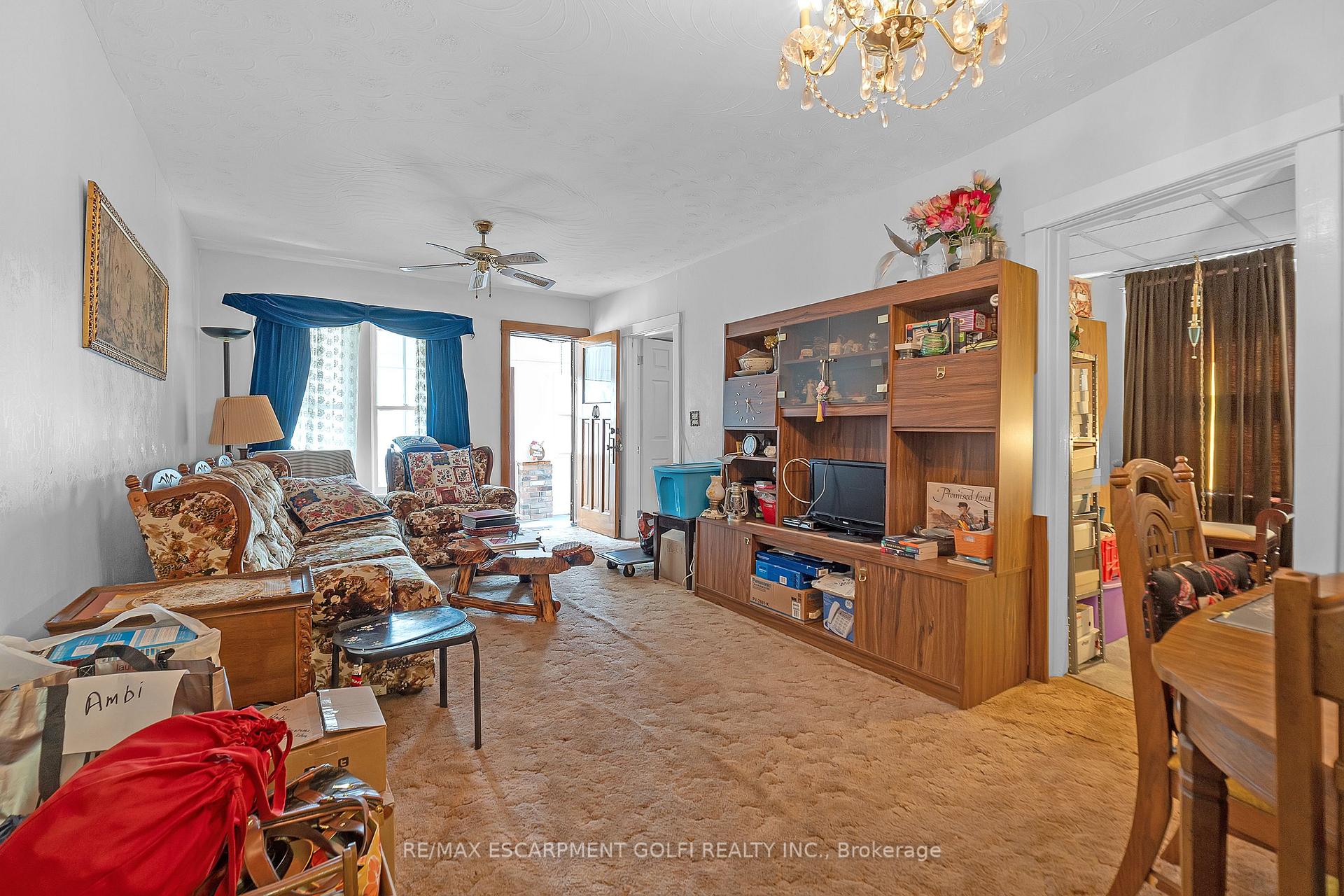 Photo 8 of 560 Aberdeen Avenue, Hamilton, Kirkendall — HOMEH