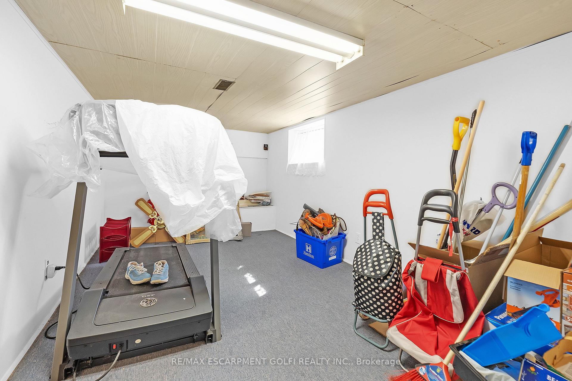 Photo 19 of 560 Aberdeen Avenue, Hamilton, Kirkendall — HOMEH