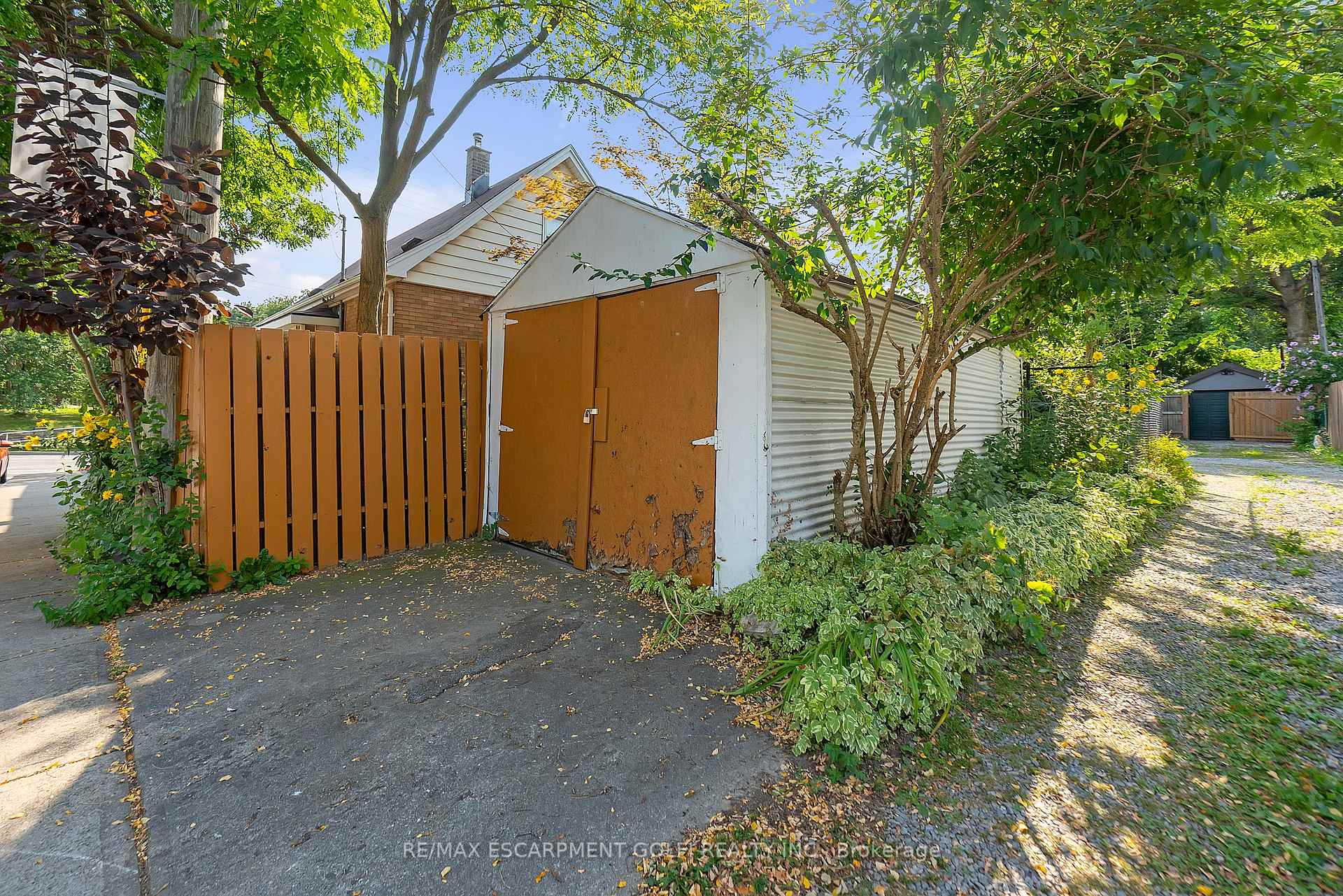 Photo 30 of 560 Aberdeen Avenue, Hamilton, Kirkendall — HOMEH