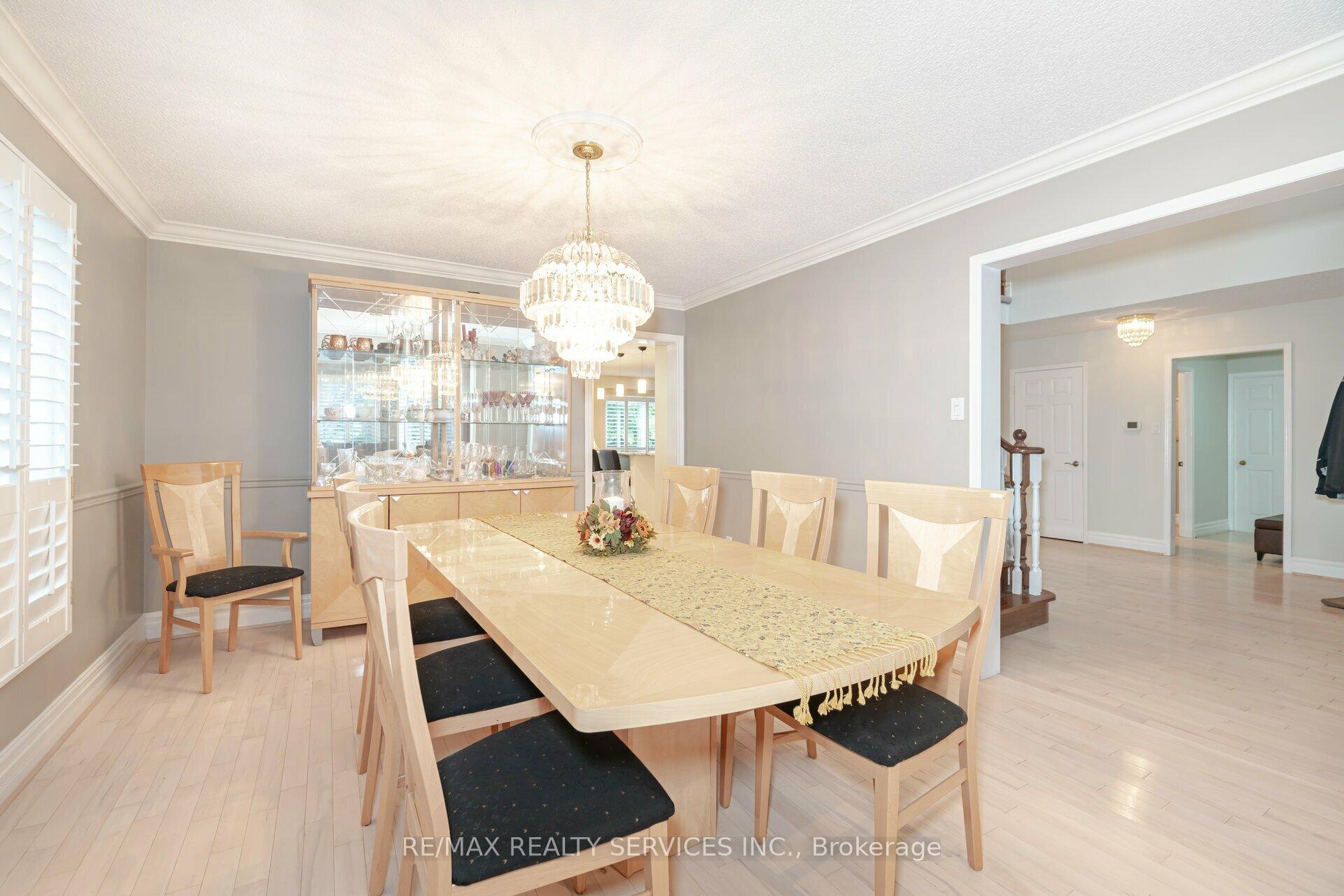 Photo 24 of 34 Casper Crescent, Brampton, Fletcher's Creek South — HOMEH