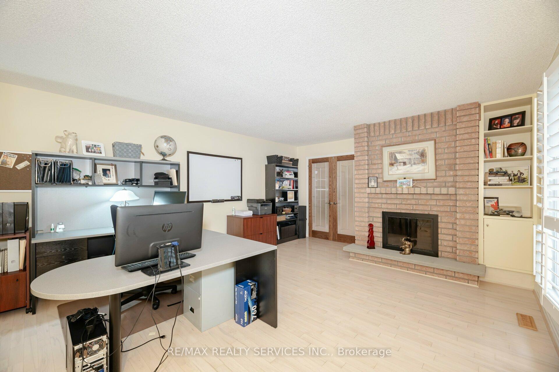 Photo 33 of 34 Casper Crescent, Brampton, Fletcher's Creek South — HOMEH