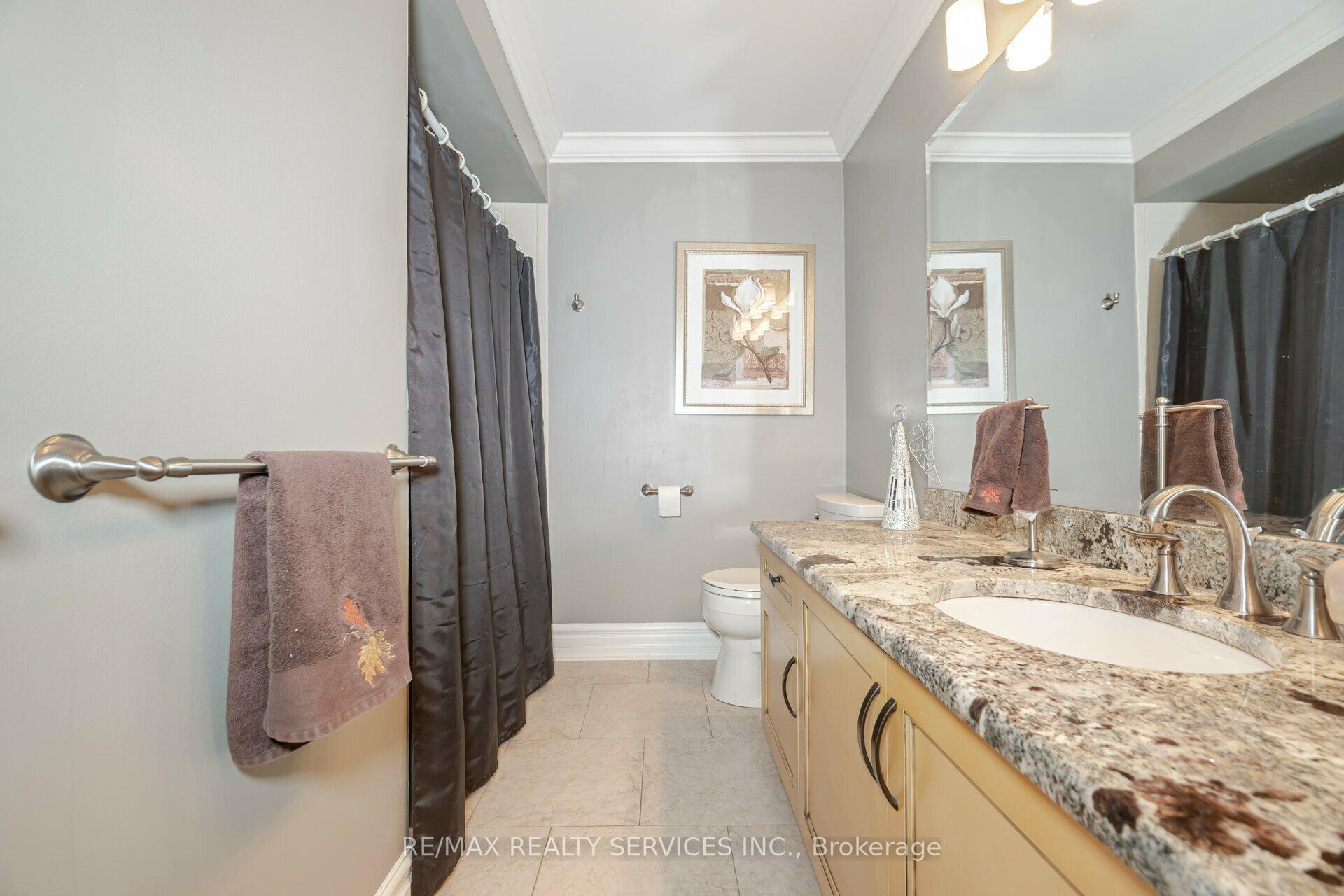 Photo 39 of 34 Casper Crescent, Brampton, Fletcher's Creek South — HOMEH