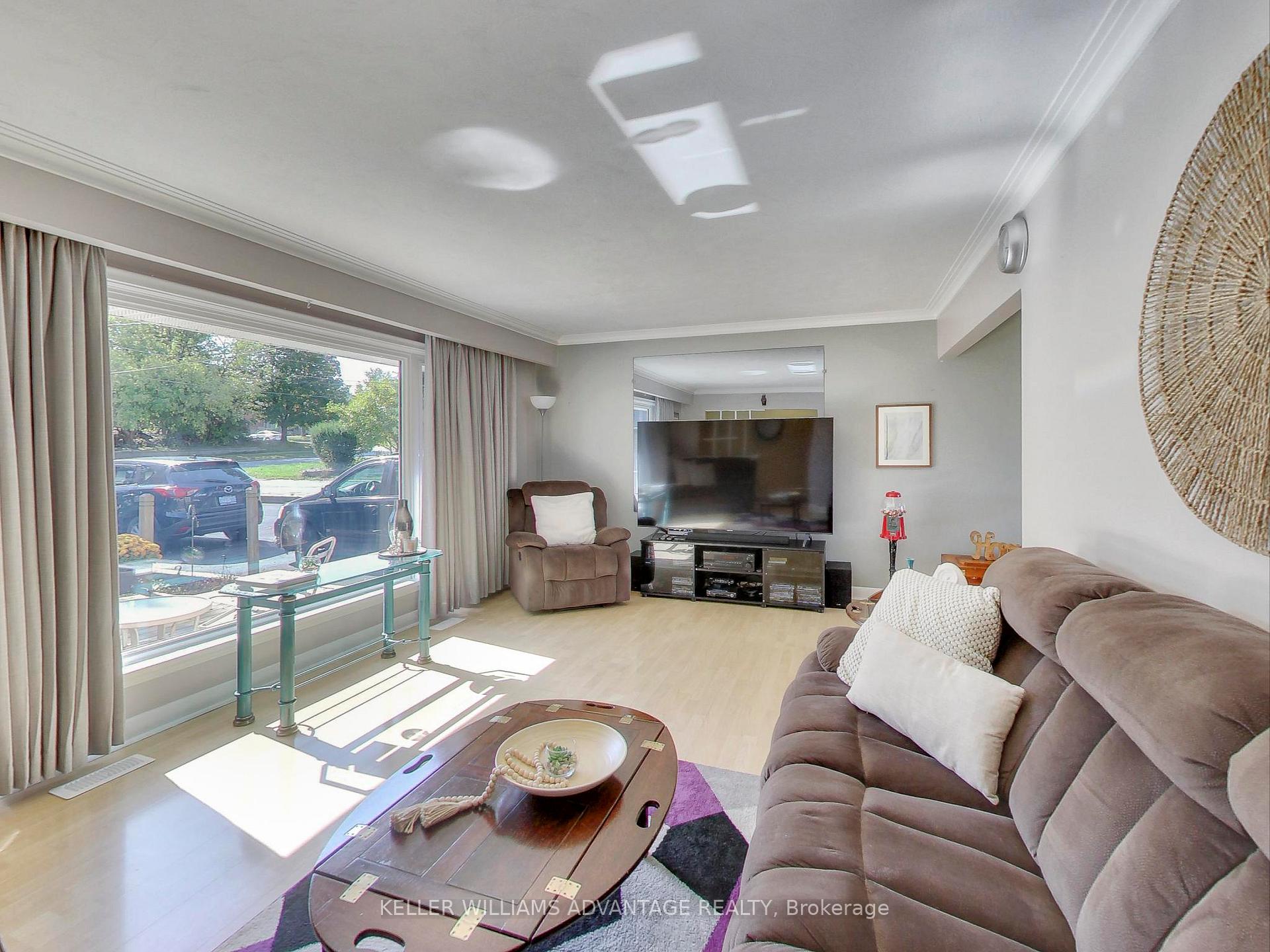 Photo 18 of 546 Sheppard Avenue, Pickering, Woodlands — HOMEH