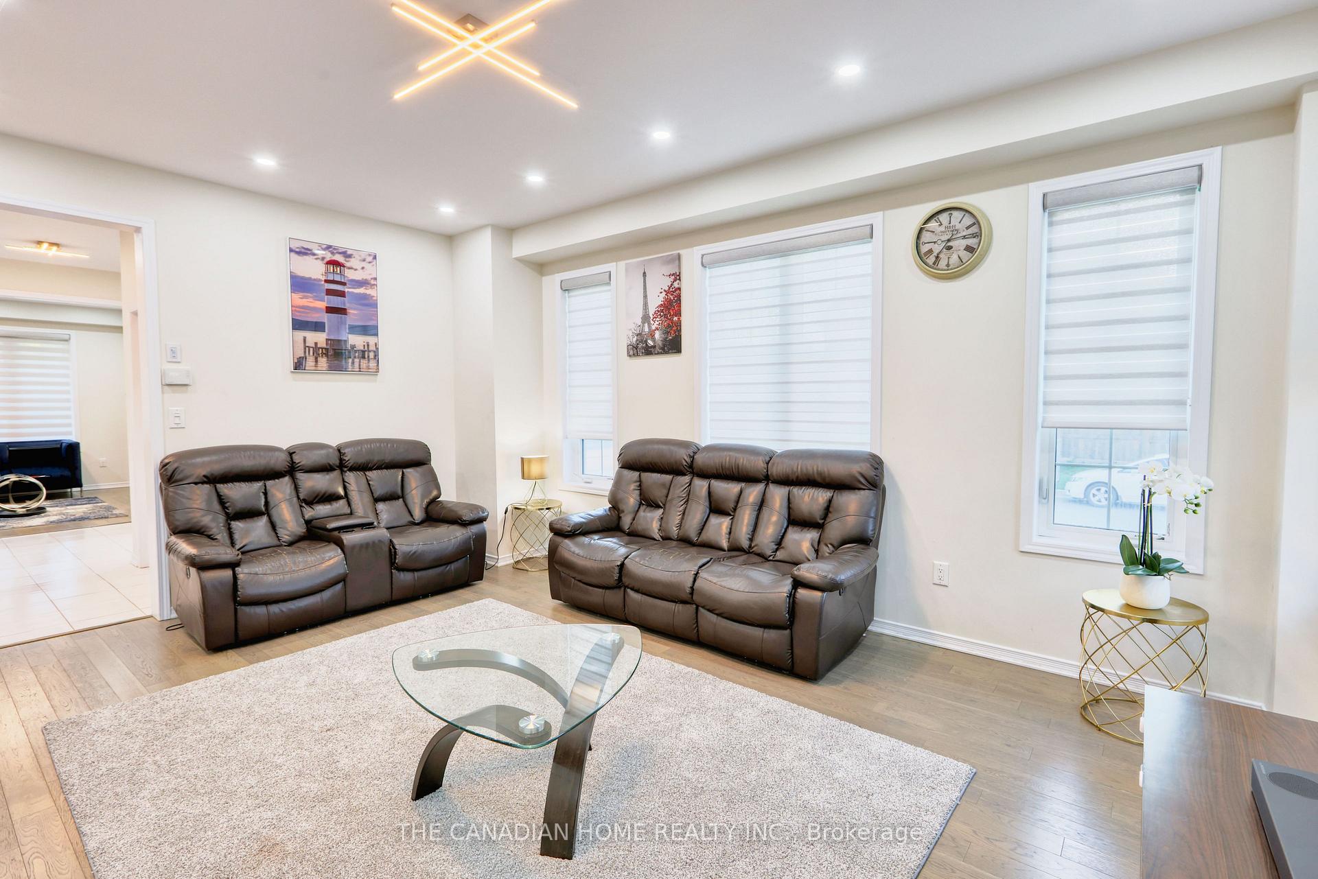 Photo 10 of 60 Fleming Crescent, Haldimand — HOMEH