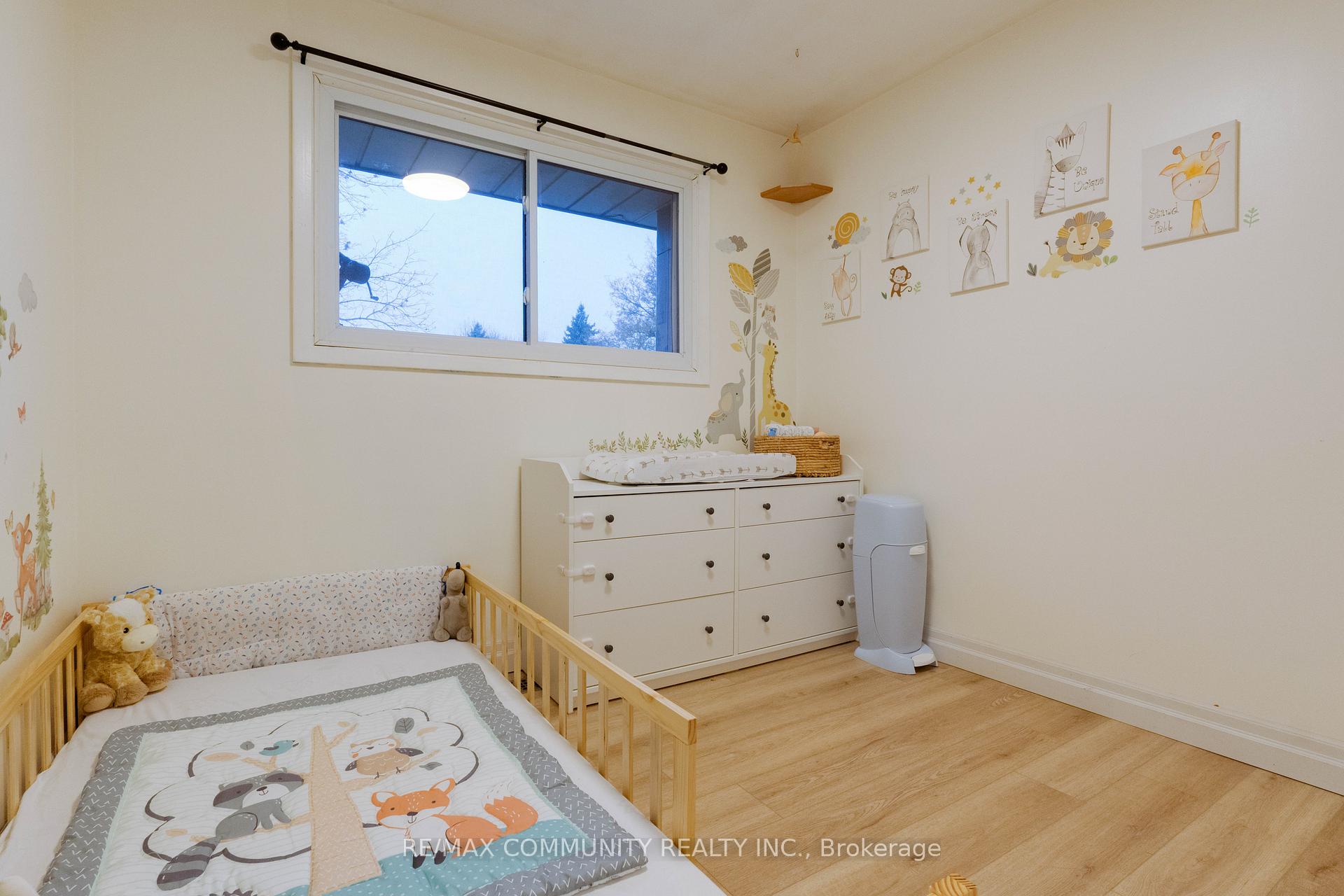 Photo 9 of 355 Southill Drive, Kitchener — HOMEH