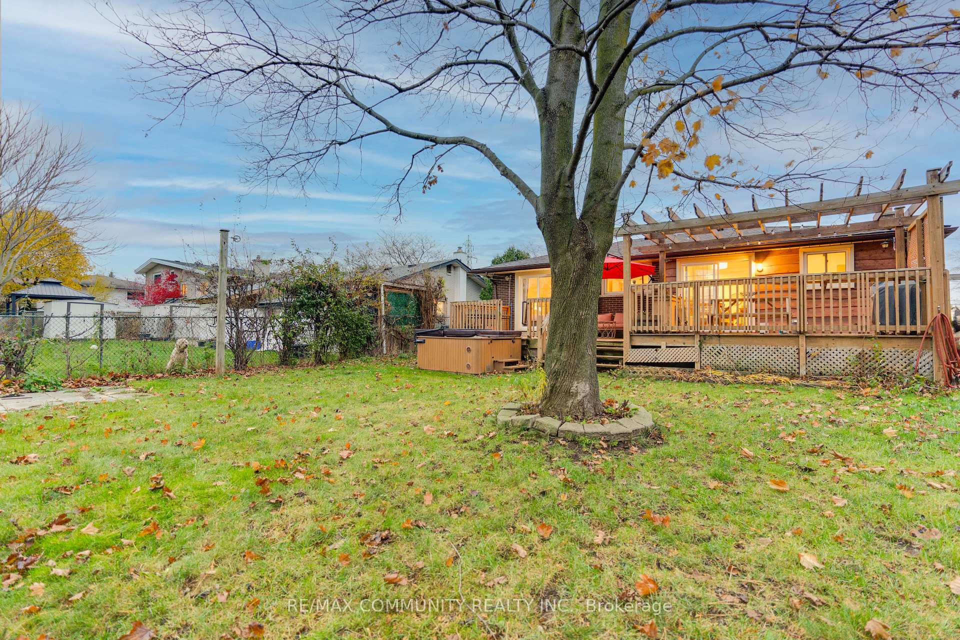 Photo 24 of 355 Southill Drive, Kitchener — HOMEH