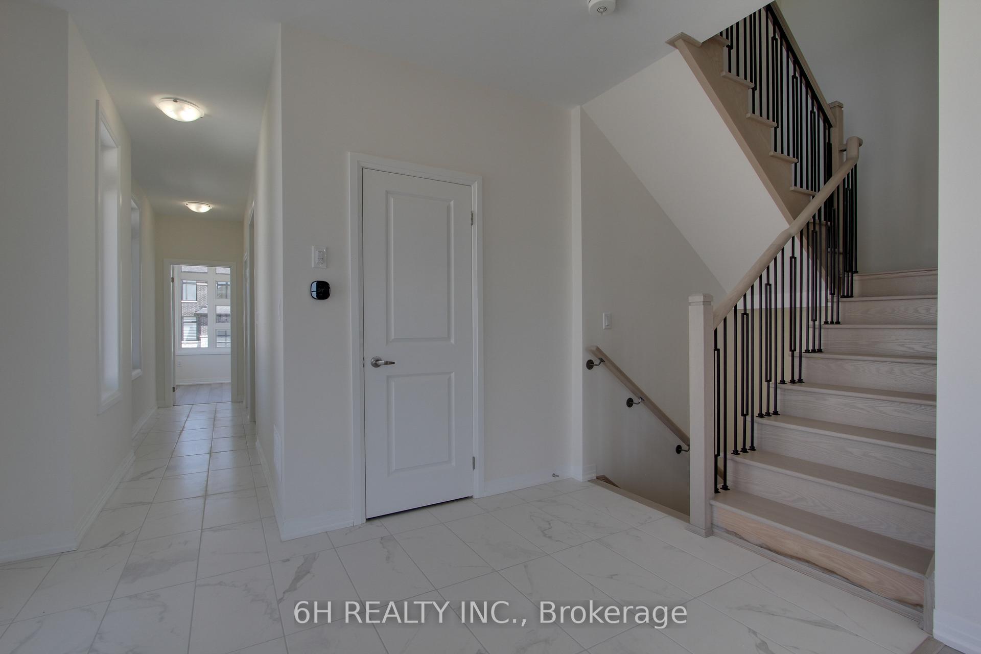 Photo 5 of 2618 Hibiscus Drive, Pickering, Rural Pickering — HOMEH