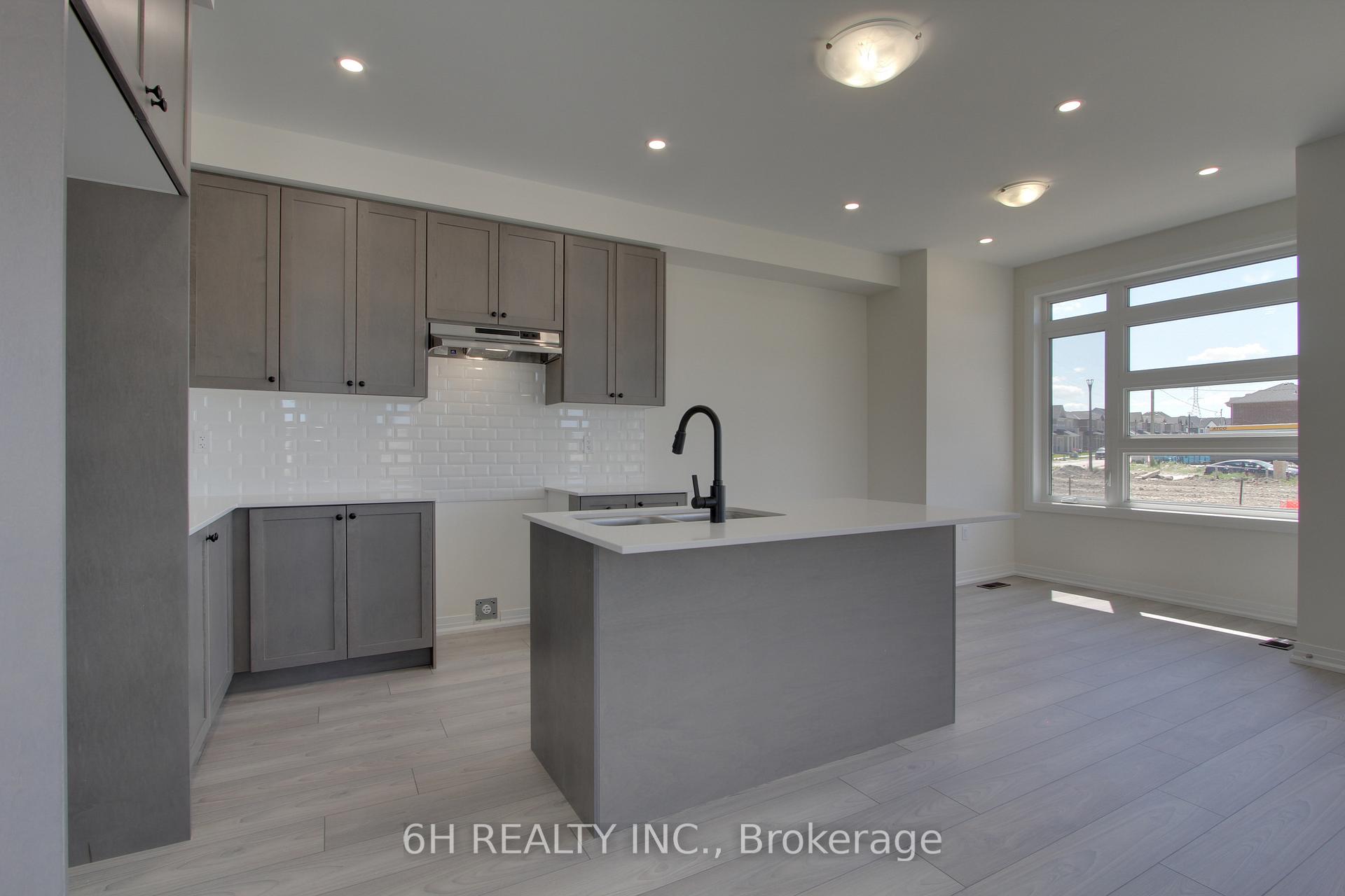 Photo 14 of 2618 Hibiscus Drive, Pickering, Rural Pickering — HOMEH