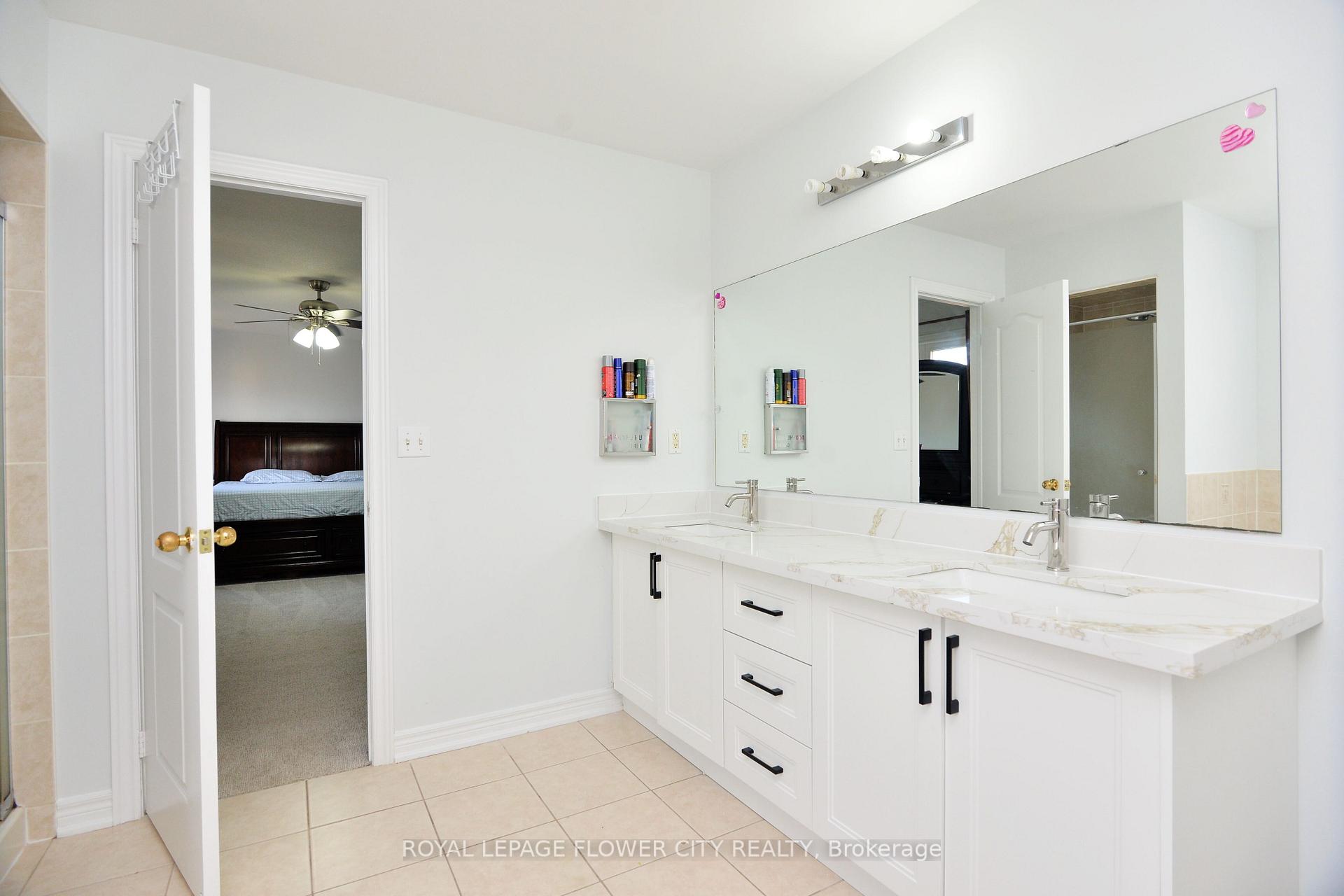 Photo 20 of 11 Lyndbrook Crescent, Brampton, Bram East — HOMEH