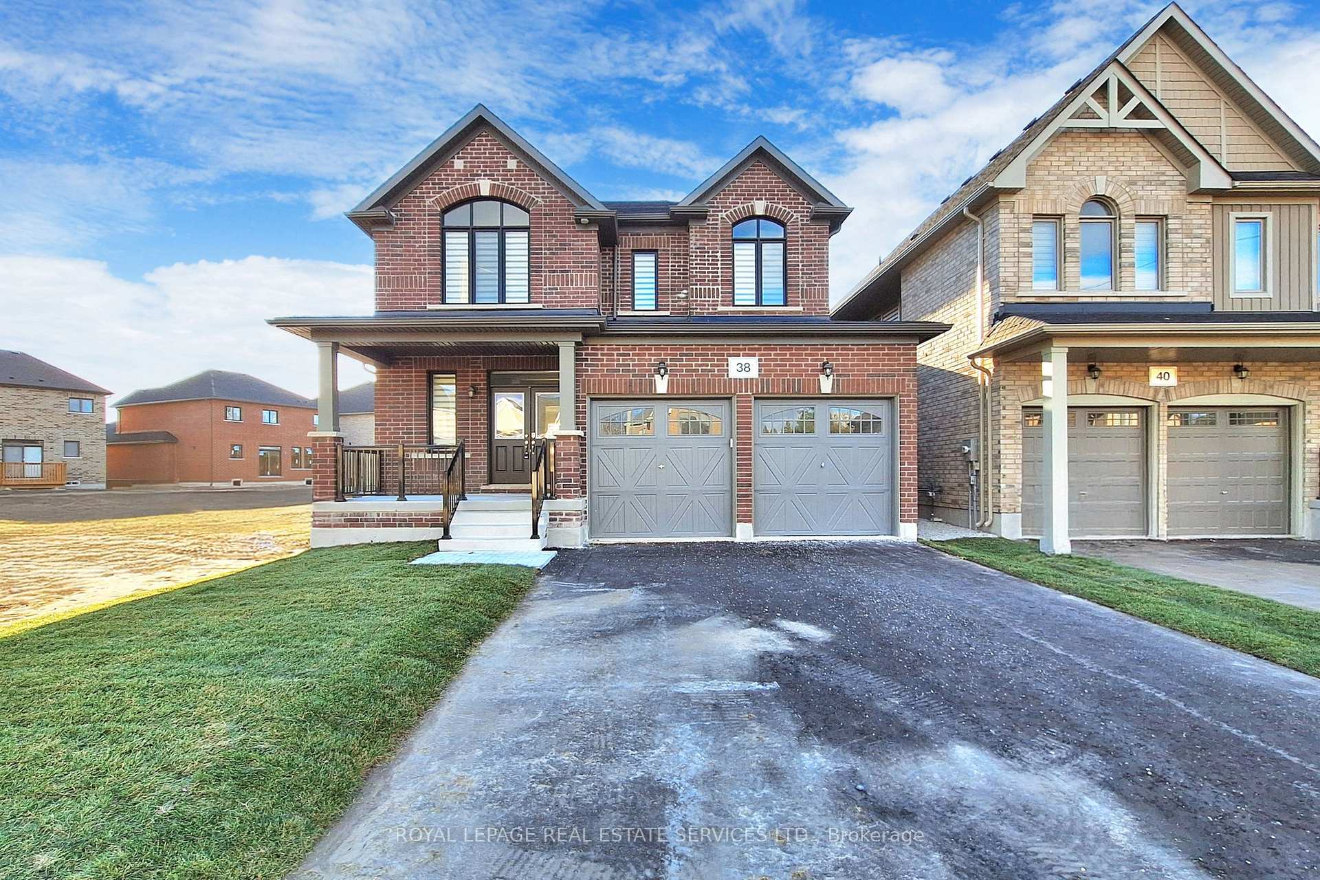 Photo 1 of 38 Wakefield Boulevard, Essa, Angus — HOMEH