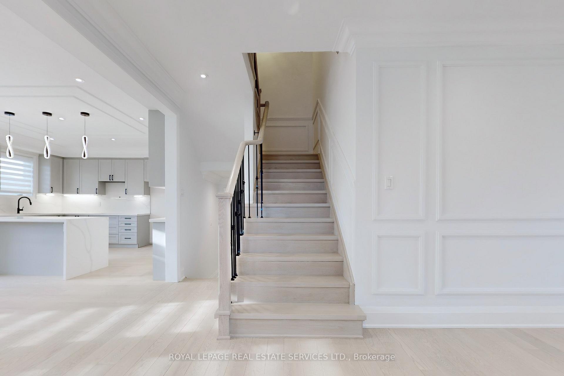 Photo 12 of 38 Wakefield Boulevard, Essa, Angus — HOMEH