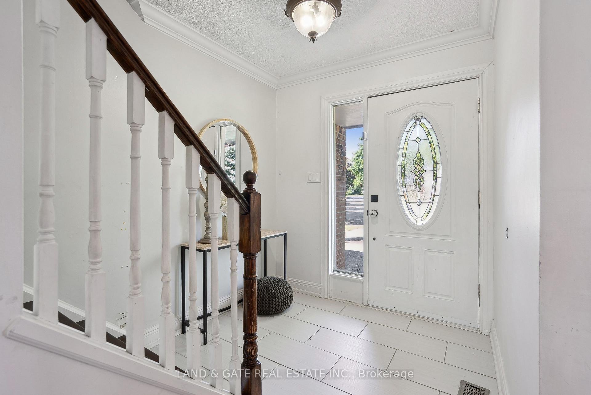 Photo 5 of 1100 Augusta Avenue, Oshawa, Donevan — HOMEH