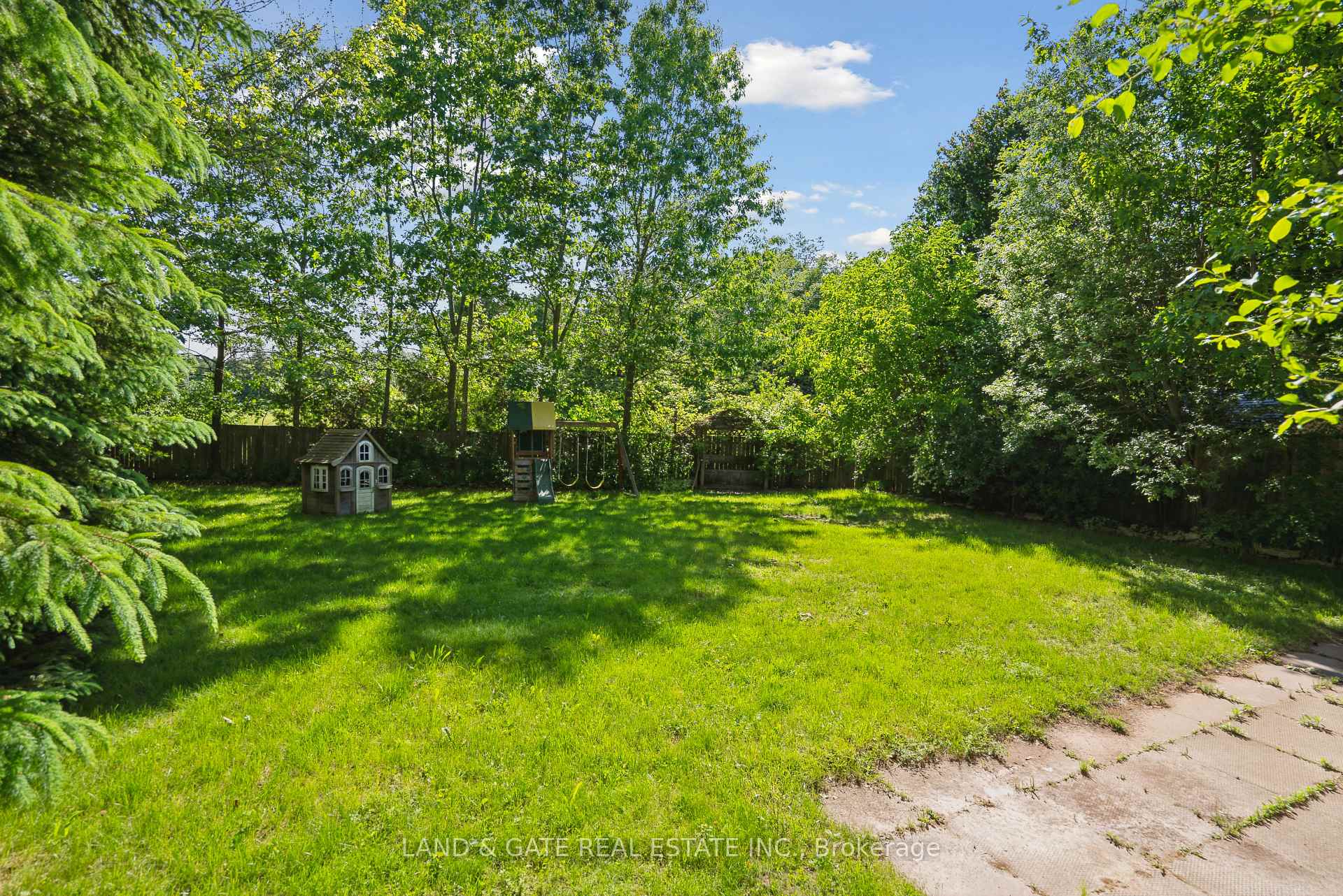 Photo 31 of 1100 Augusta Avenue, Oshawa, Donevan — HOMEH