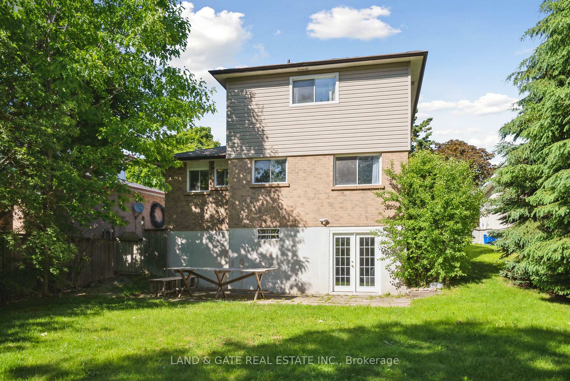 Photo 32 of 1100 Augusta Avenue, Oshawa, Donevan — HOMEH