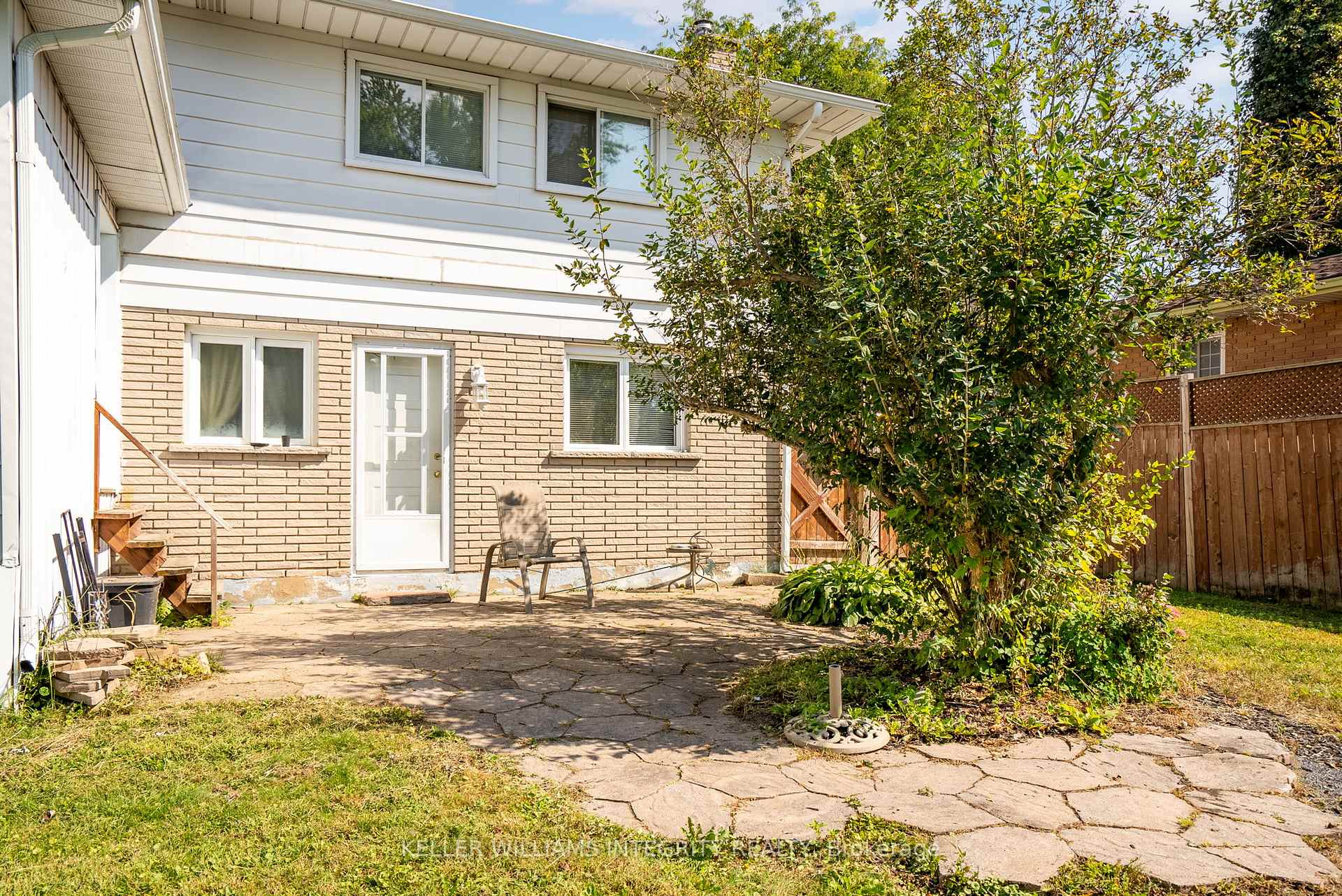 Photo 29 of 611 Mcconnell Avenue, Cornwall — HOMEH