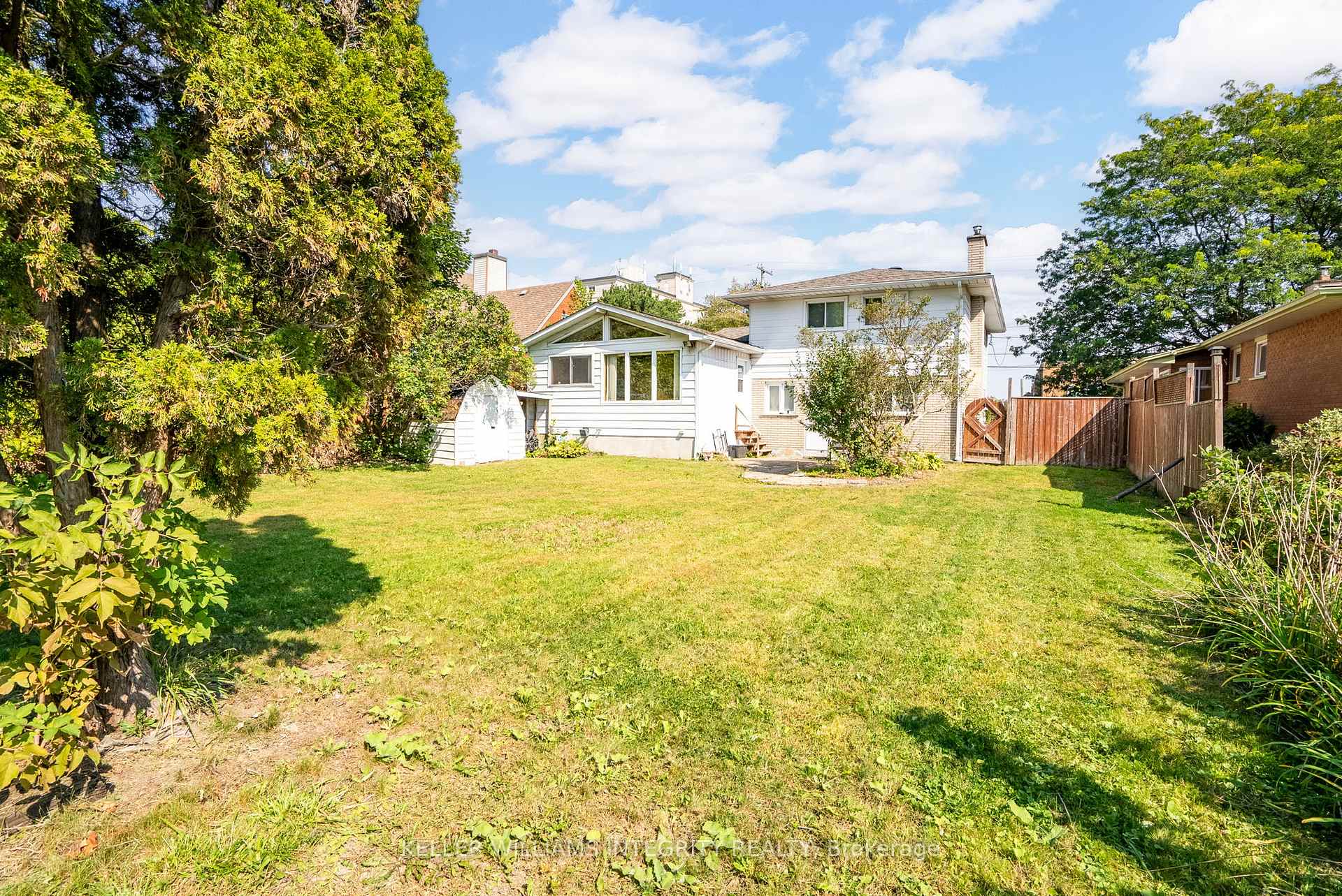 Photo 30 of 611 Mcconnell Avenue, Cornwall — HOMEH
