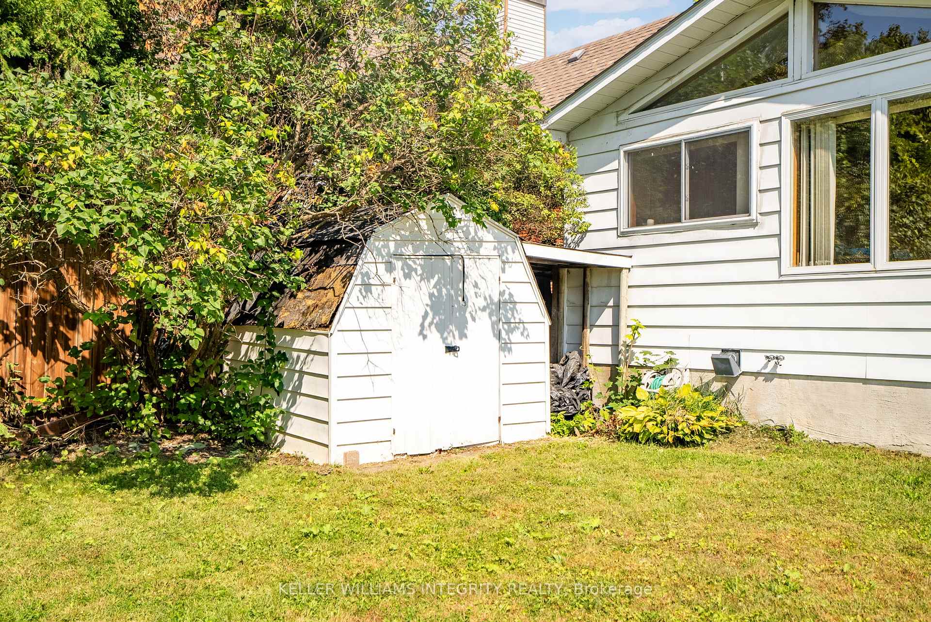 Photo 32 of 611 Mcconnell Avenue, Cornwall — HOMEH