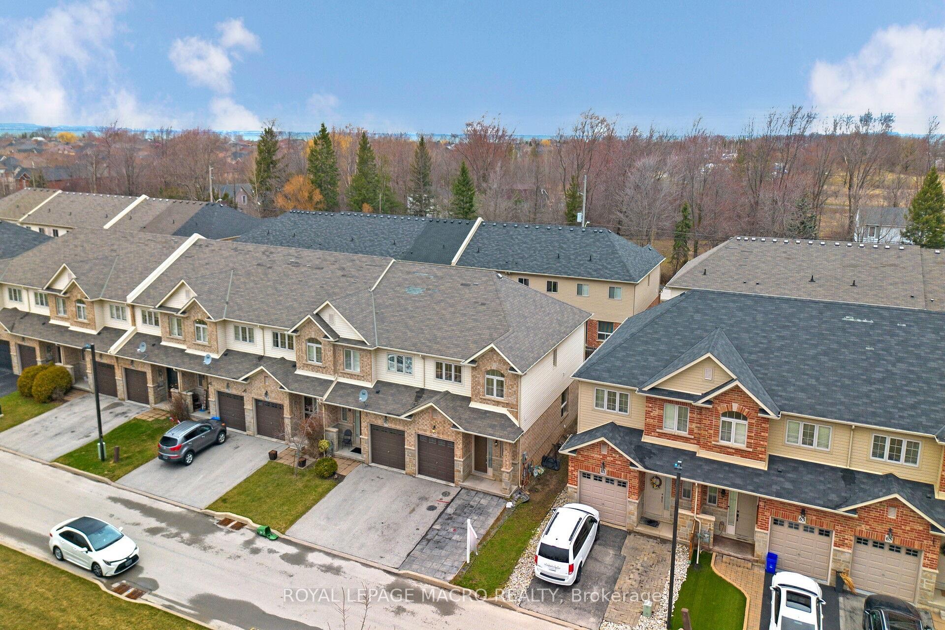 Front of 57 Redcedar Crescent S