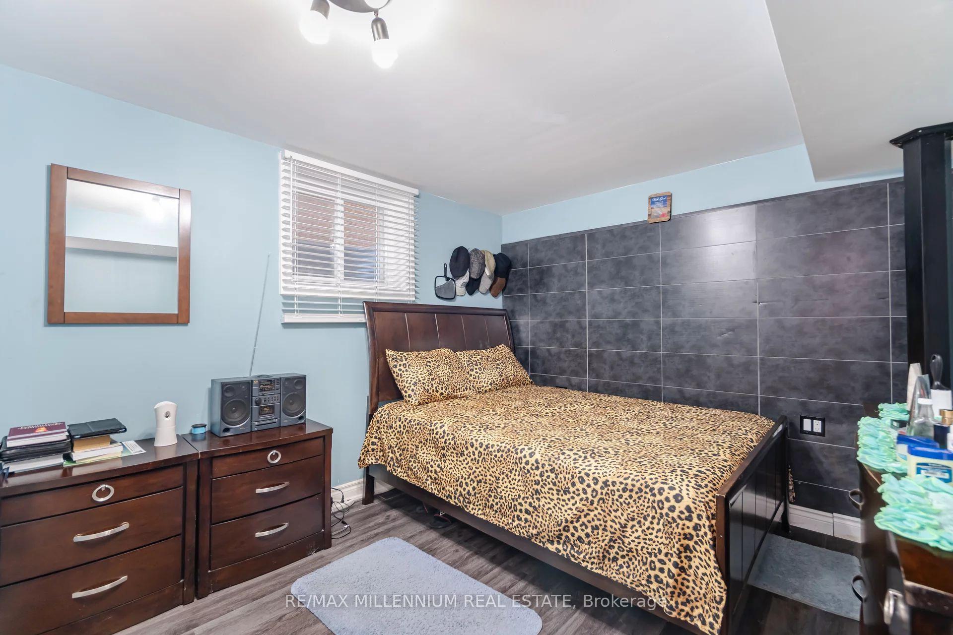 Photo 38 of 192 Conestoga Drive, Brampton, Heart Lake West — HOMEH