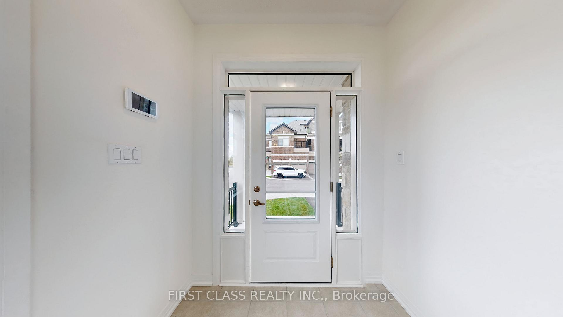 Photo 13 of 108 Carneros Way, Markham, Box Grove — HOMEH