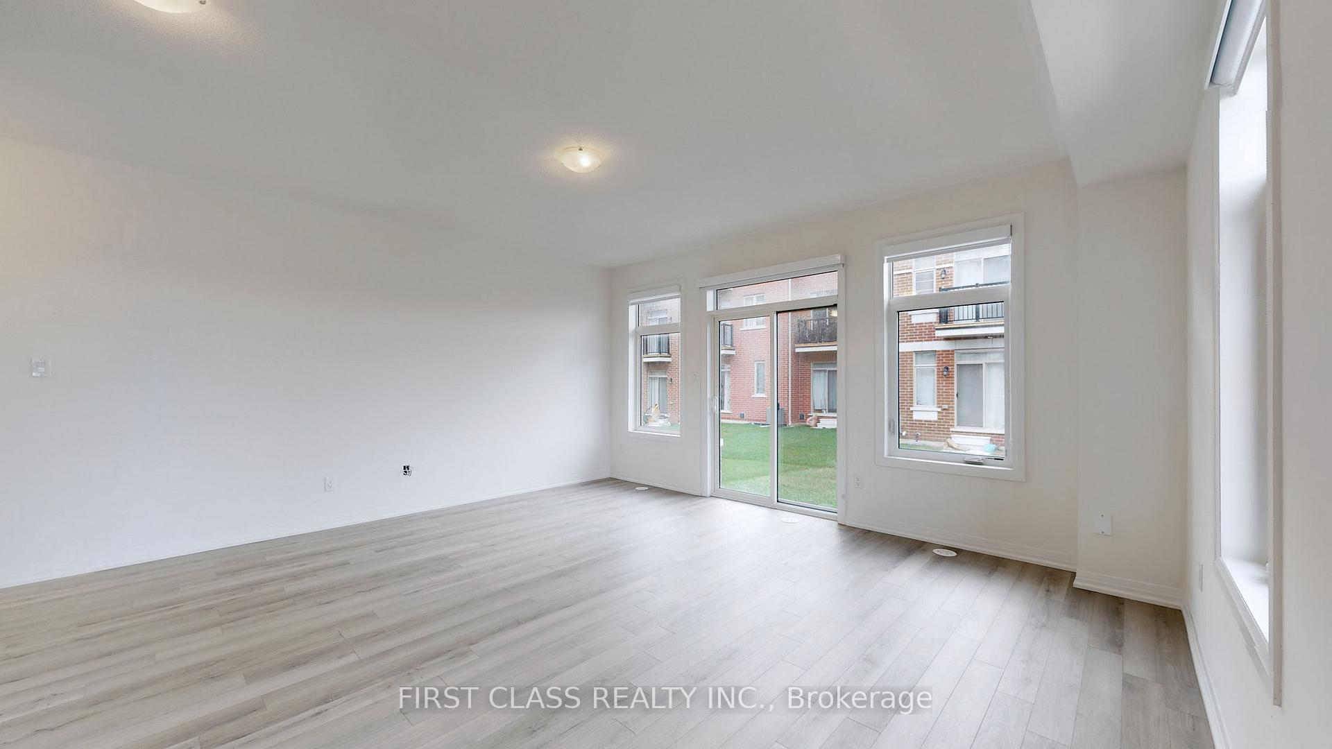 Photo 3 of 108 Carneros Way, Markham, Box Grove — HOMEH