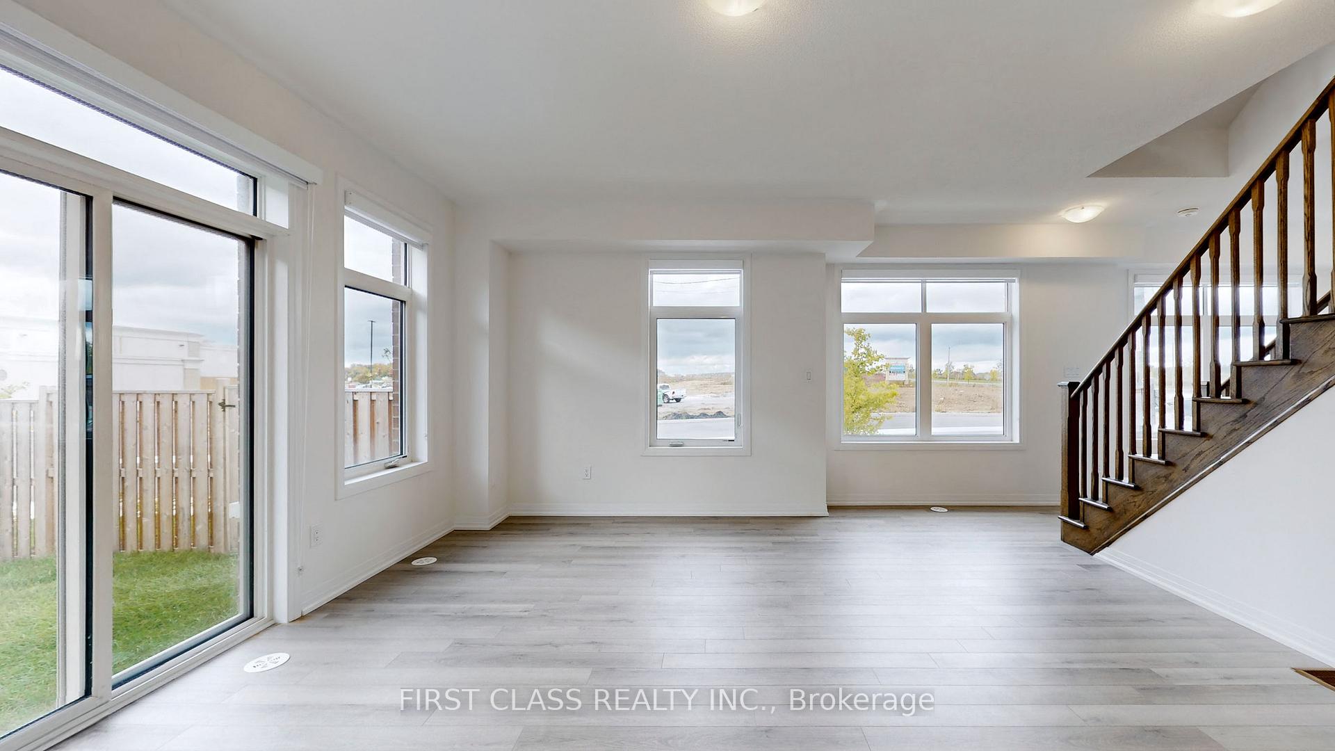 Photo 14 of 108 Carneros Way, Markham, Box Grove — HOMEH