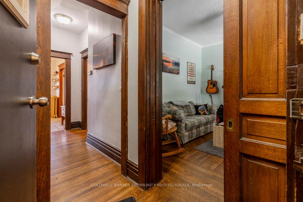 Photo 2 of 81 Dunsmure Road, Hamilton, Stipley — HOMEH