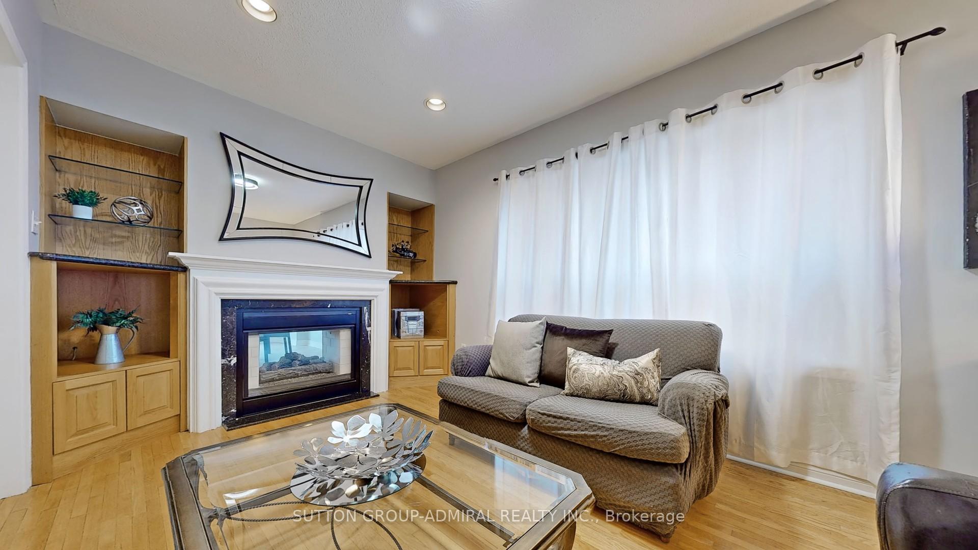 Photo 14 of 102 Fountainbridge Drive N, Caledon, Bolton East — HOMEH
