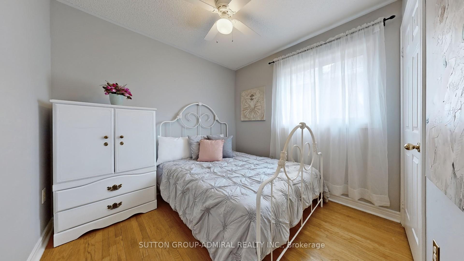 Photo 19 of 102 Fountainbridge Drive N, Caledon, Bolton East — HOMEH