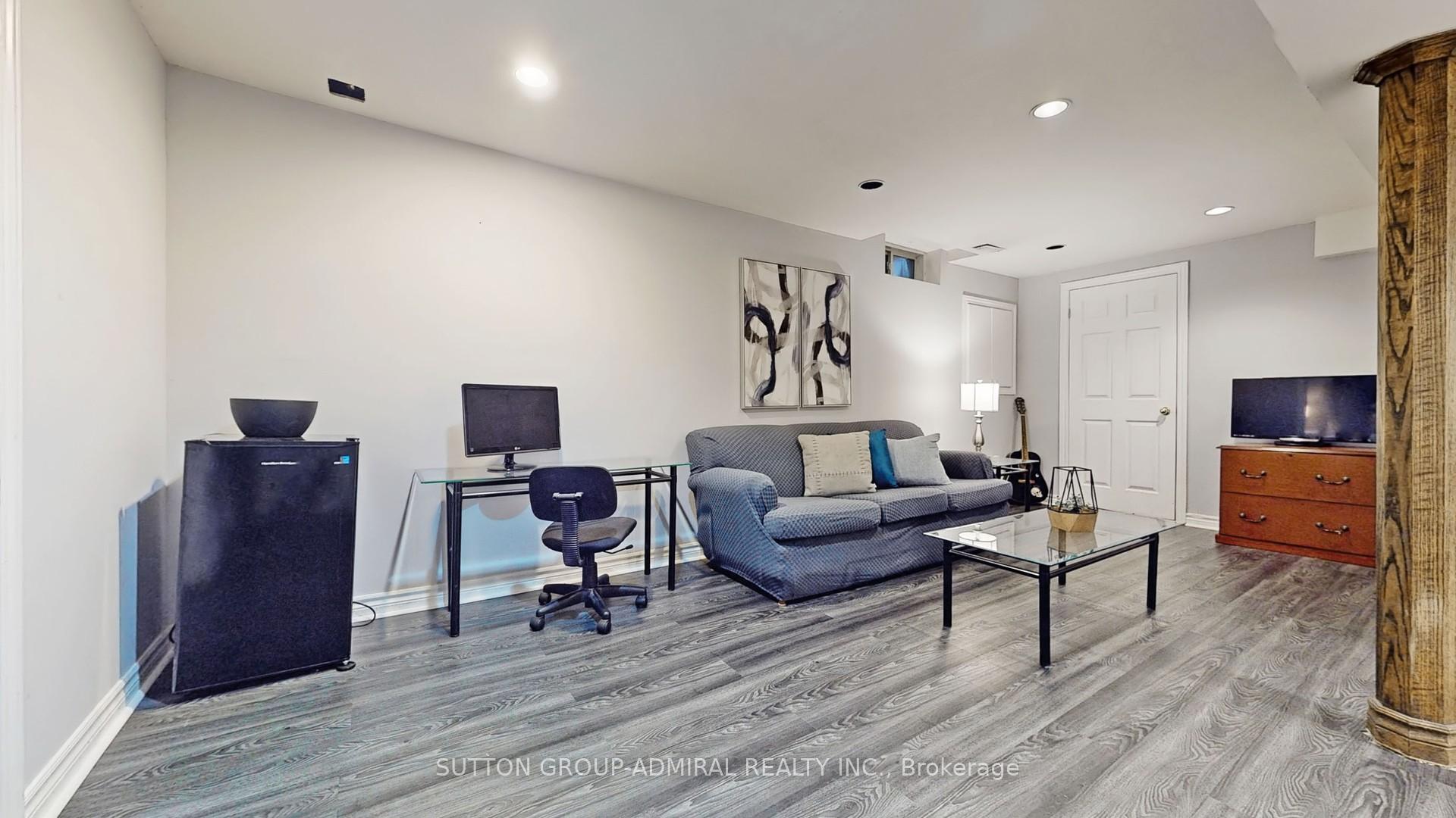Photo 33 of 102 Fountainbridge Drive N, Caledon, Bolton East — HOMEH