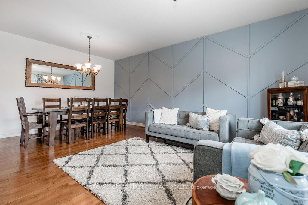 Photo 14 of 31 Vanderpost Crescent, Essa, Thornton — HOMEH