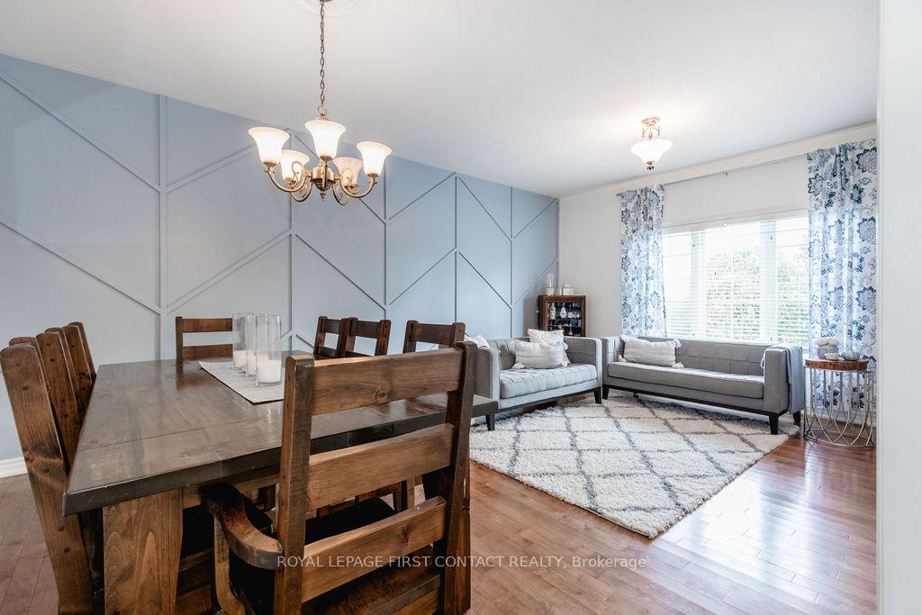 Photo 13 of 31 Vanderpost Crescent, Essa, Thornton — HOMEH