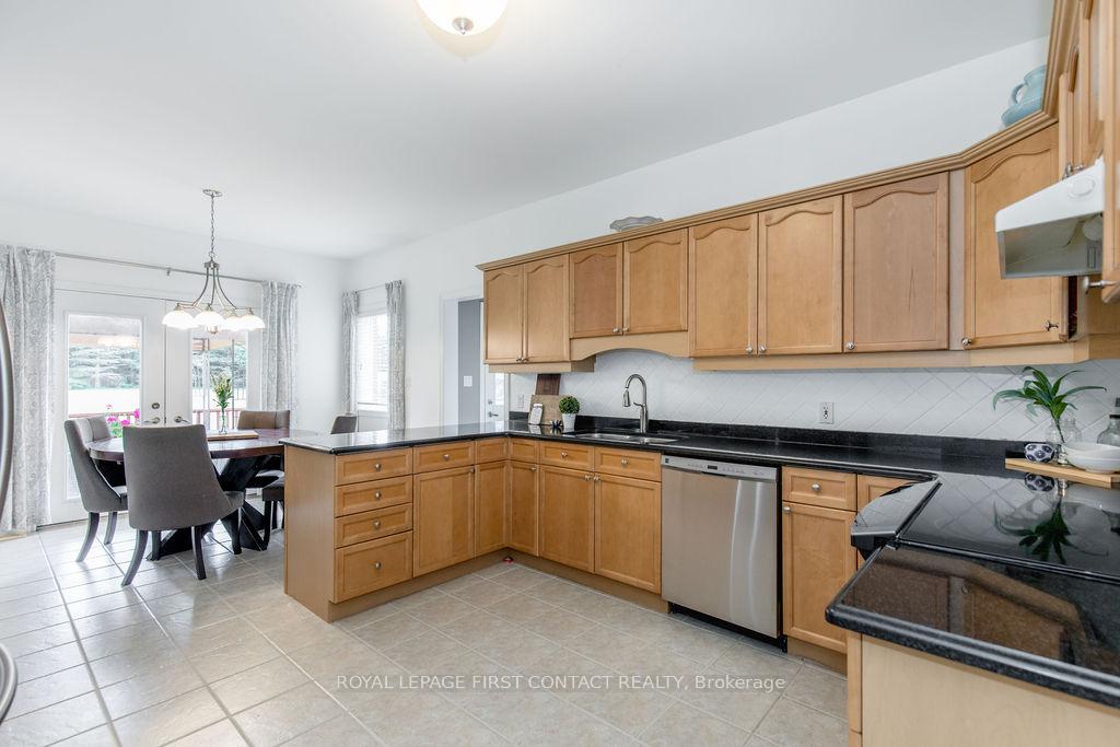 Photo 10 of 31 Vanderpost Crescent, Essa, Thornton — HOMEH