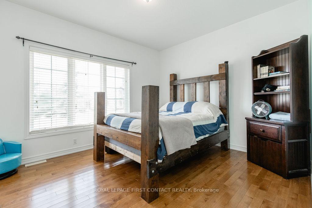 Photo 43 of 31 Vanderpost Crescent, Essa, Thornton — HOMEH