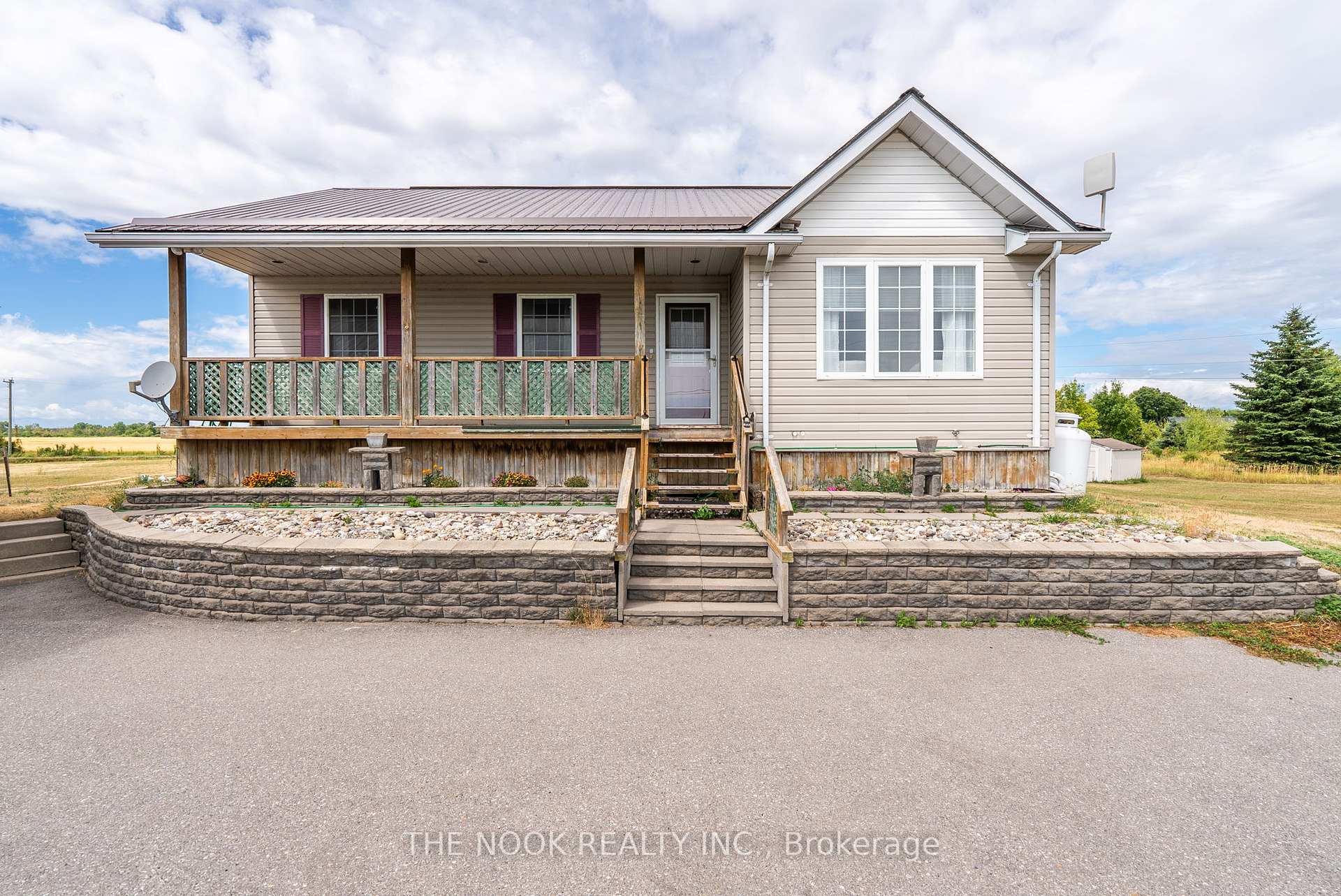 Photo 2 of 792 Danforth Road, Prince Edward County, Hillier Ward — HOMEH