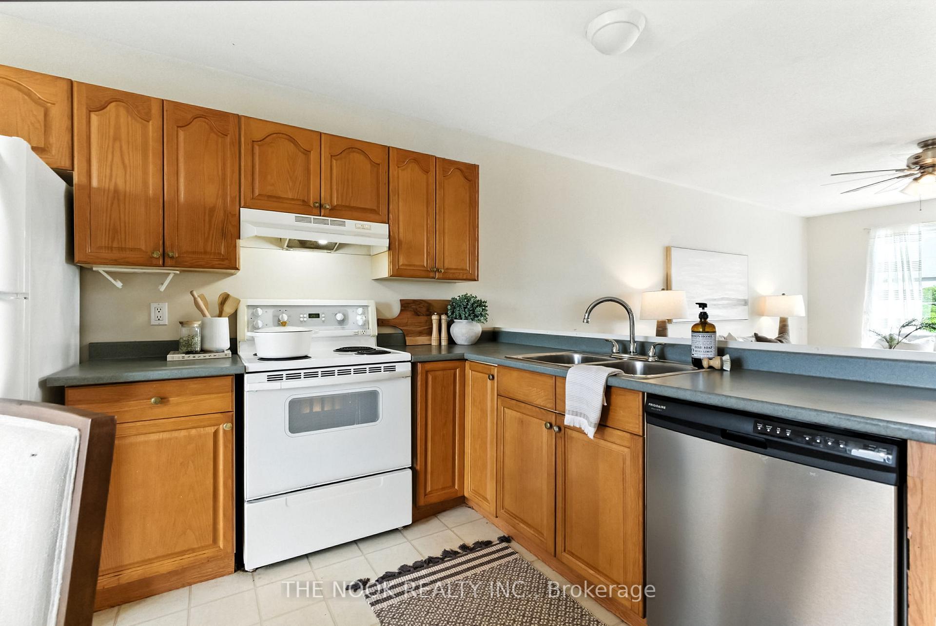 Photo 23 of 792 Danforth Road, Prince Edward County, Hillier Ward — HOMEH