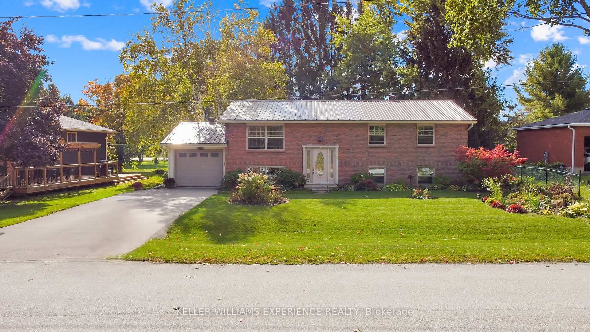 Front of 13 Jardine Crescent