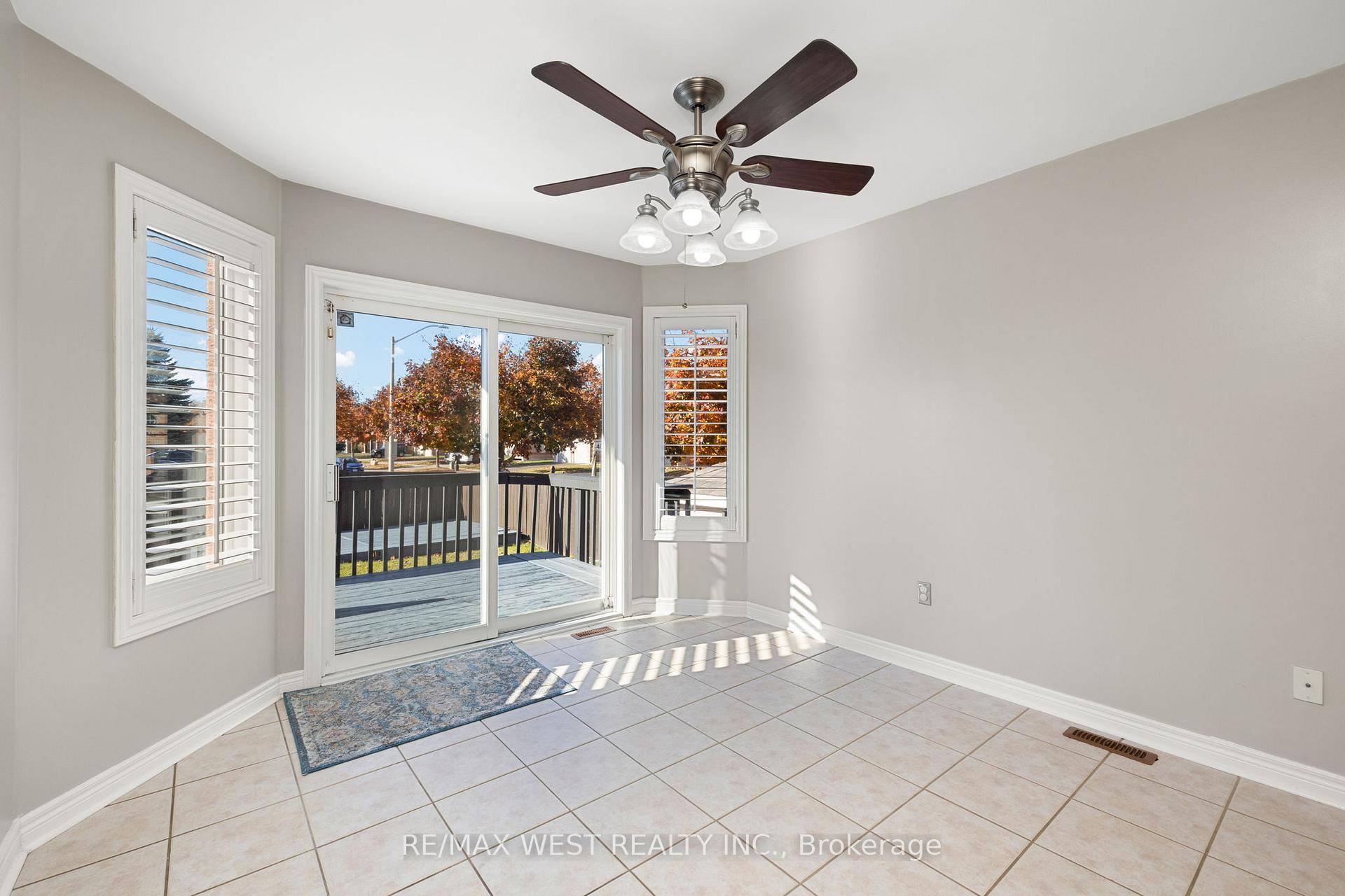 Photo 3 of 239 Emms Drive, Barrie, Holly — HOMEH