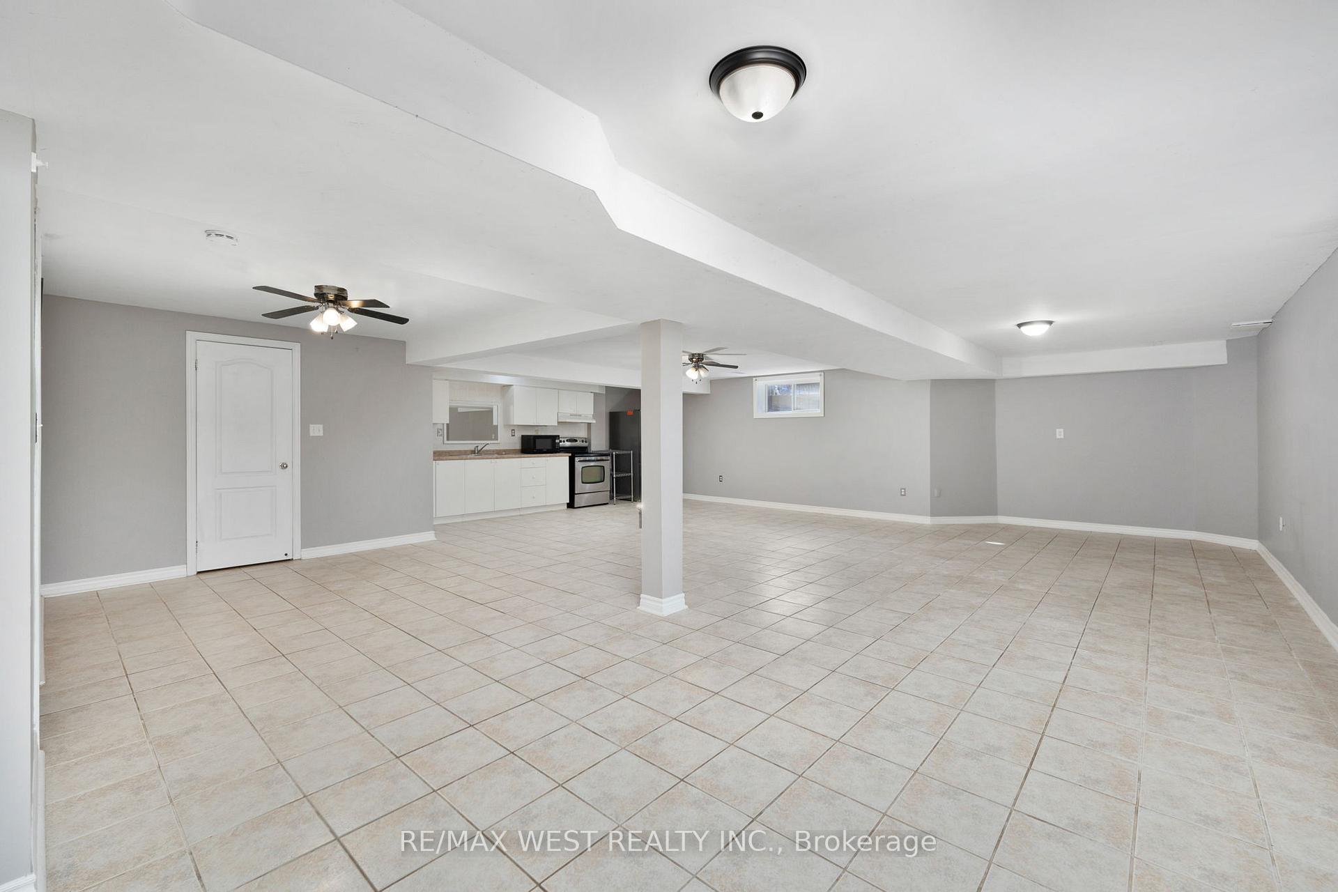 Photo 6 of 239 Emms Drive, Barrie, Holly — HOMEH