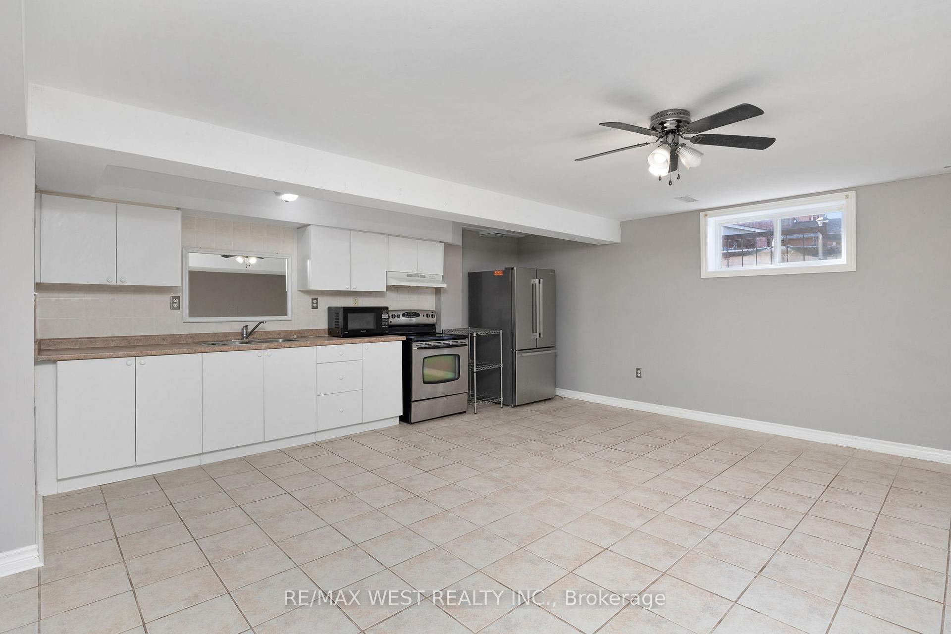 Photo 12 of 239 Emms Drive, Barrie, Holly — HOMEH