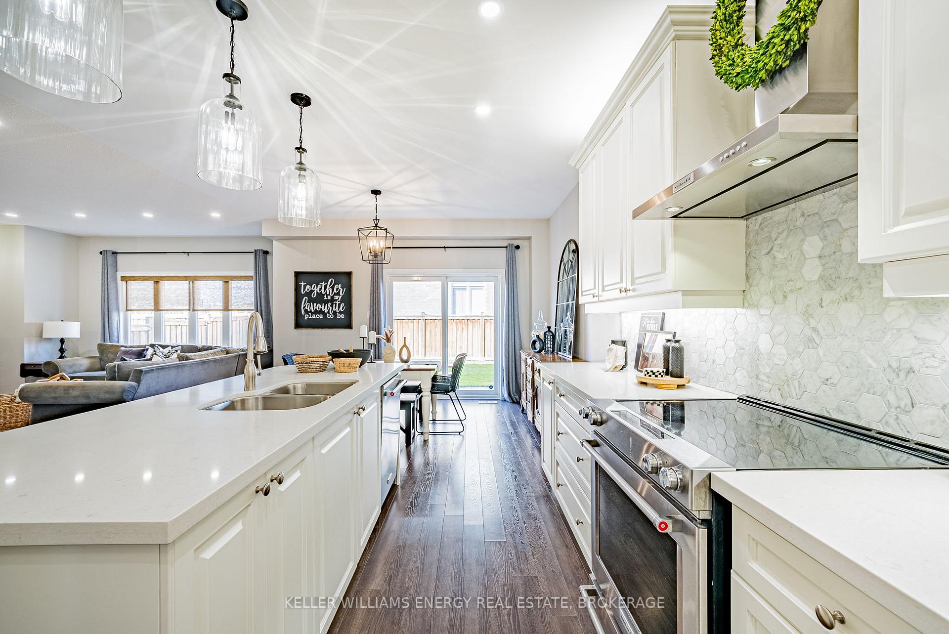 Photo 17 of 1692 Frederick Mason Drive, Oshawa, Taunton — HOMEH