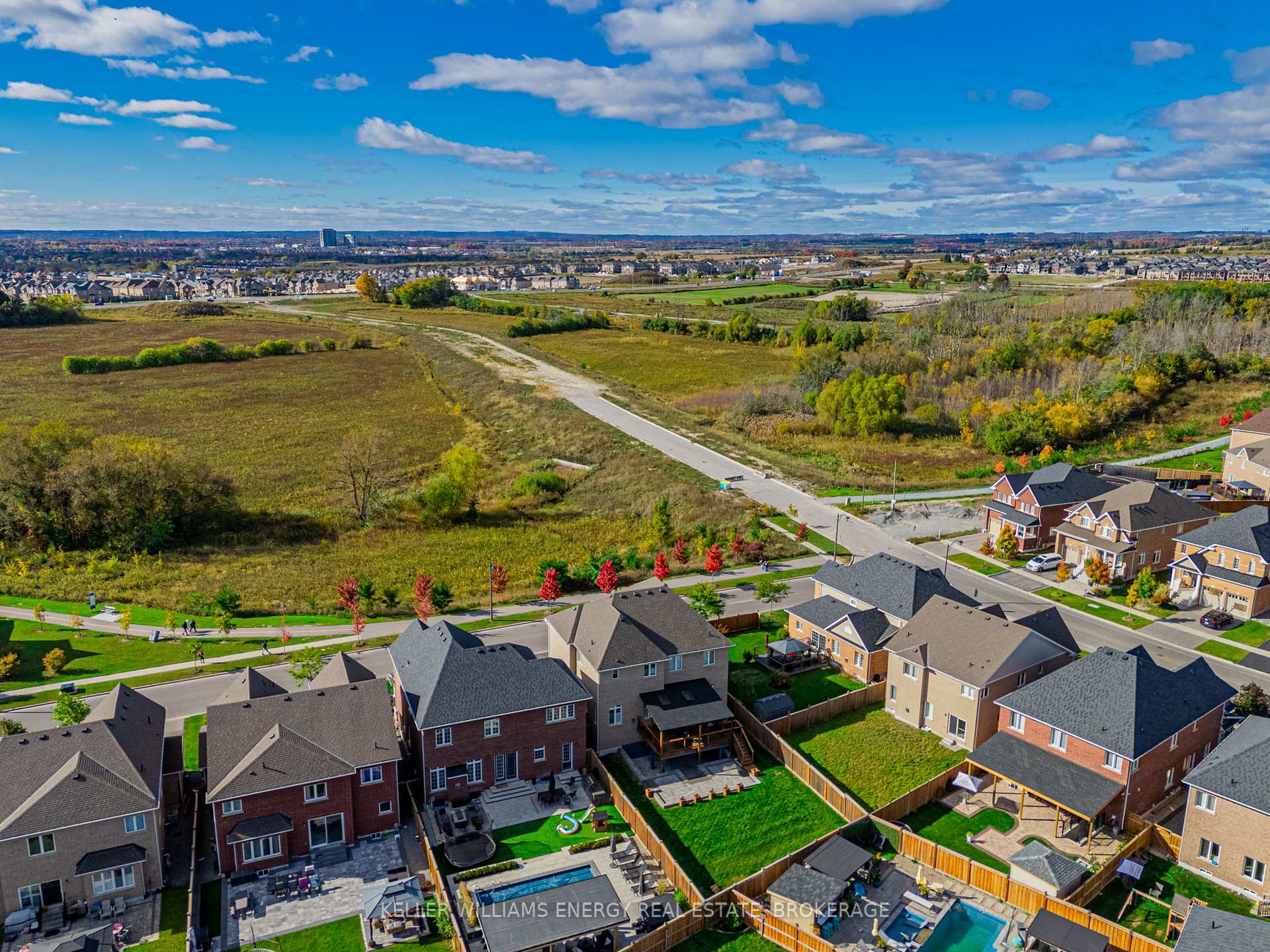 Photo 38 of 1692 Frederick Mason Drive, Oshawa, Taunton — HOMEH