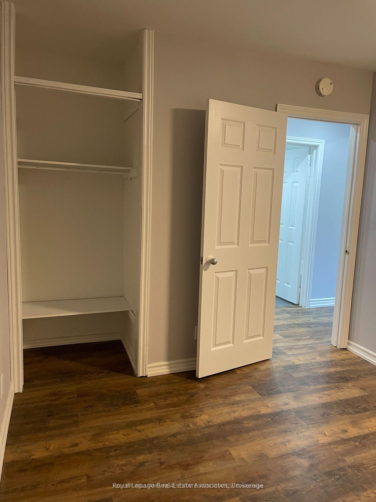 Photo 37 of 233 Lakeshore Road E, Mississauga, Port Credit — HOMEH