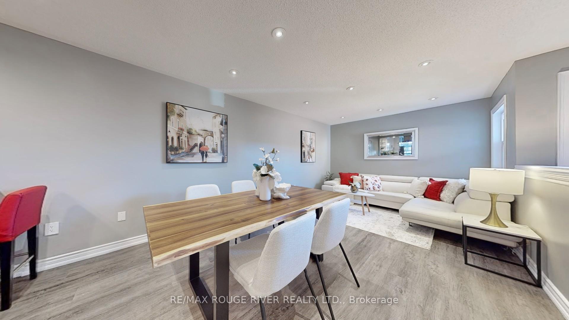 Photo 12 of 87 St Thomas Street, Whitby, Brooklin — HOMEH
