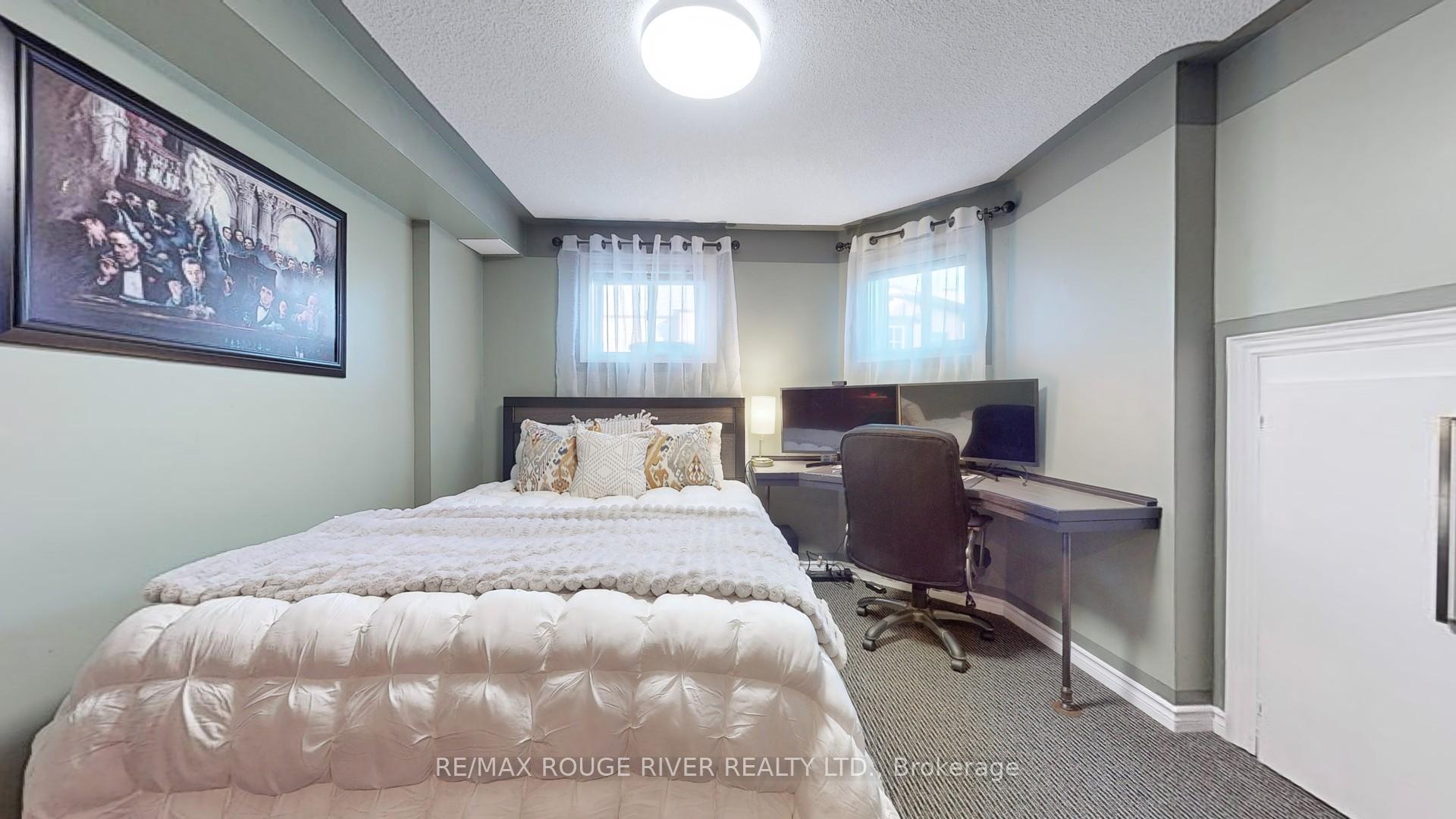 Photo 28 of 87 St Thomas Street, Whitby, Brooklin — HOMEH
