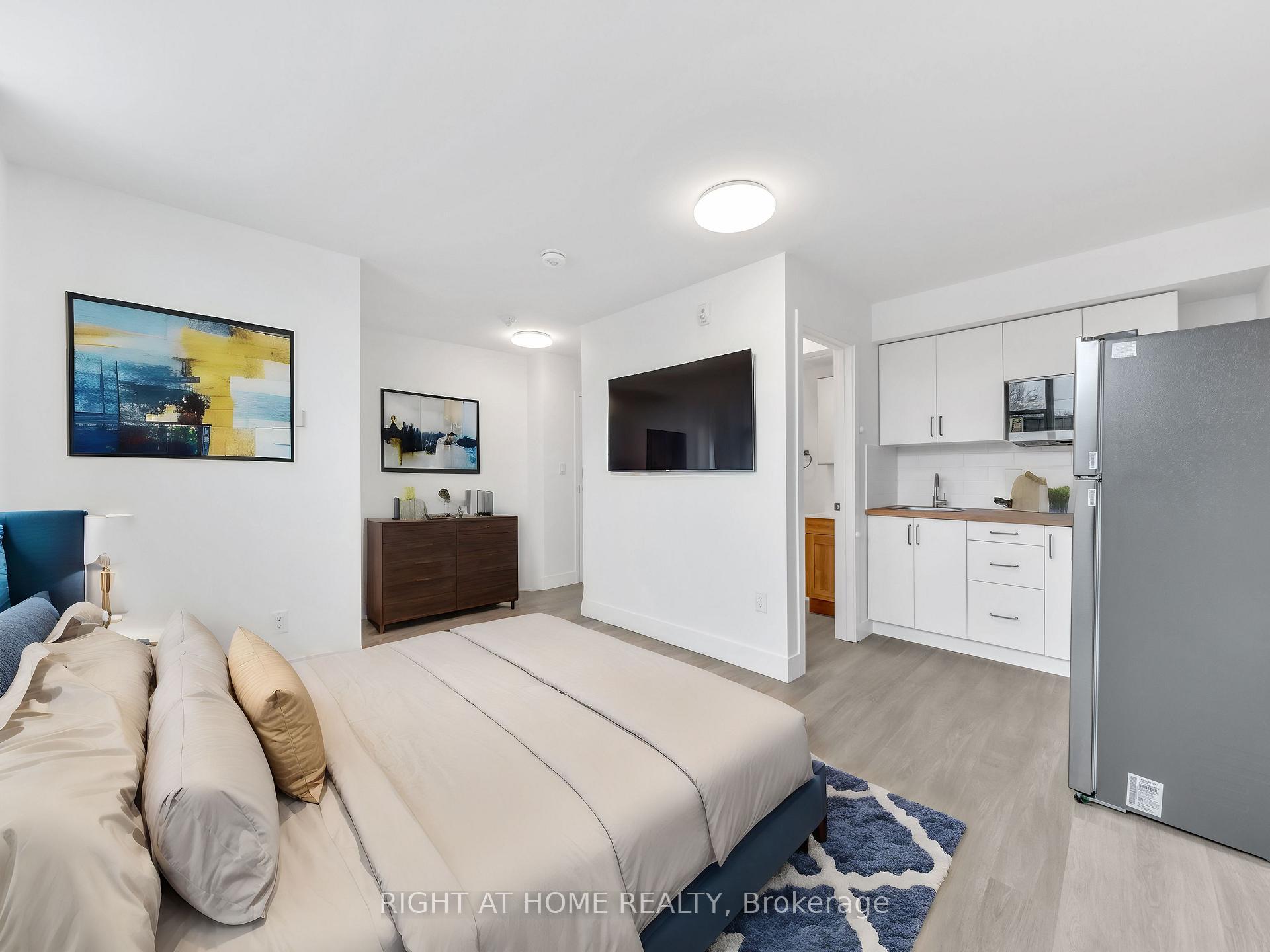 Photo 24 of 1804 Drouillard Road, Windsor — HOMEH