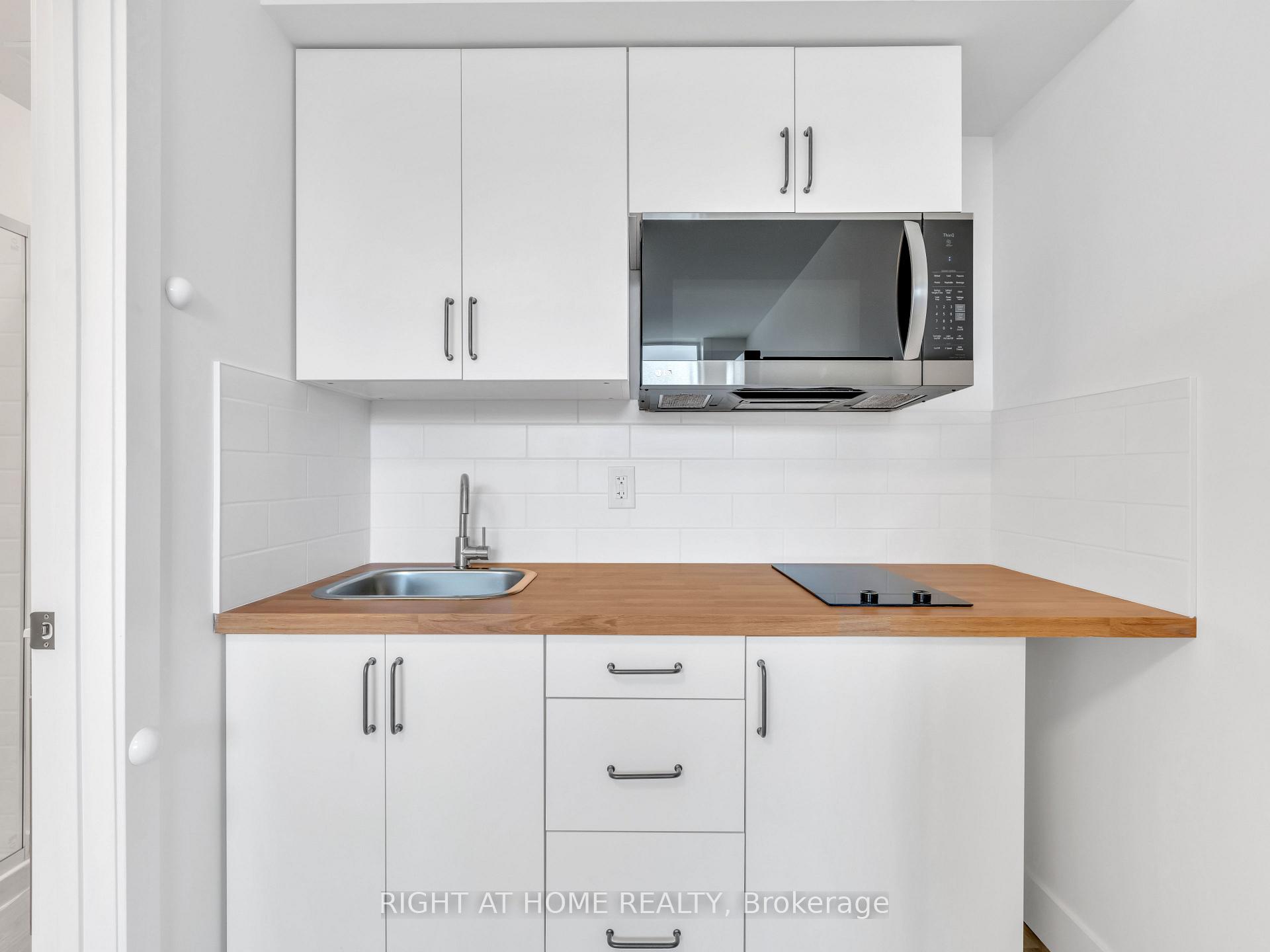 Photo 23 of 1804 Drouillard Road, Windsor — HOMEH