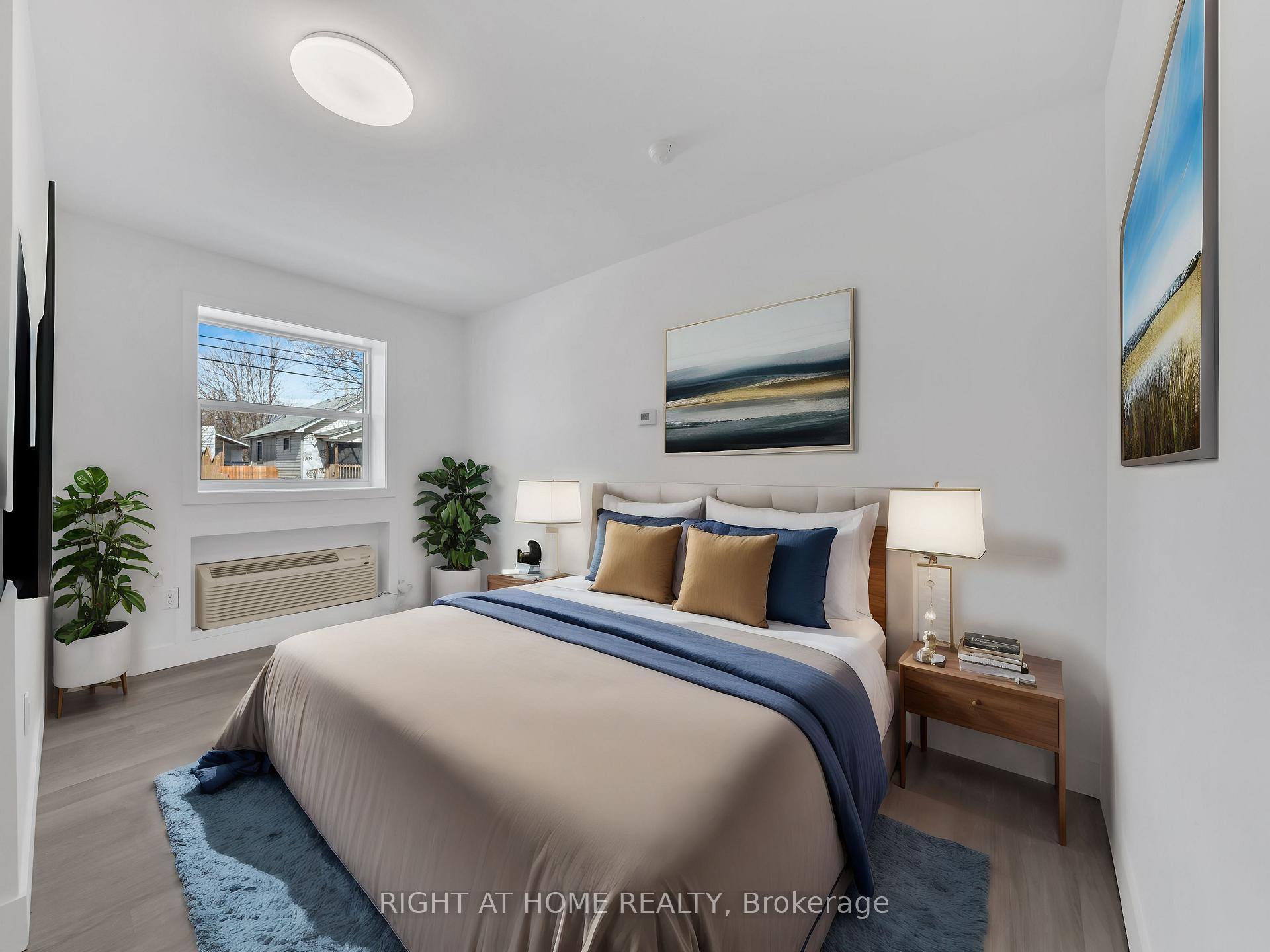 Photo 15 of 1804 Drouillard Road, Windsor — HOMEH
